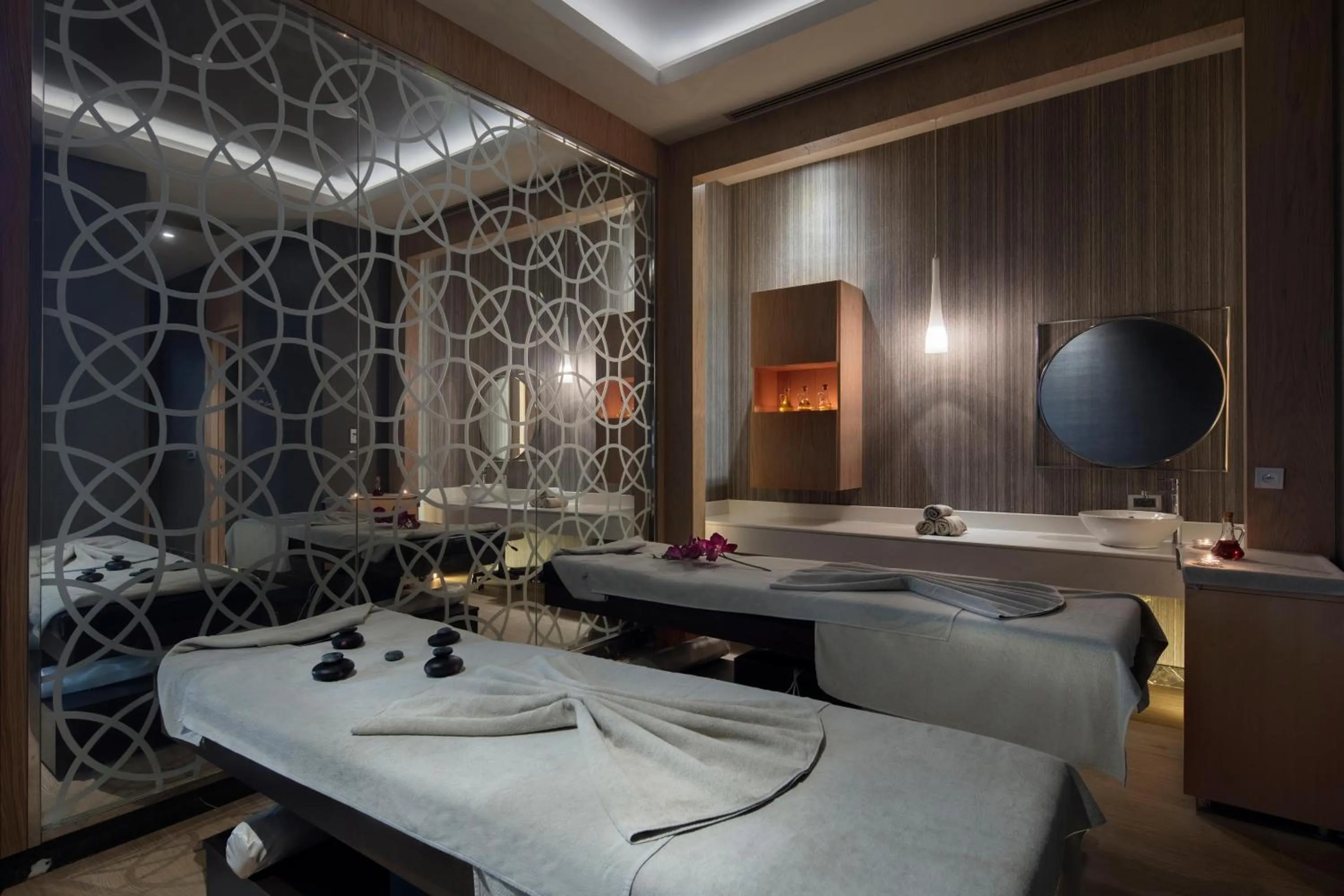 Spa and wellness centre/facilities in Trendy Lara