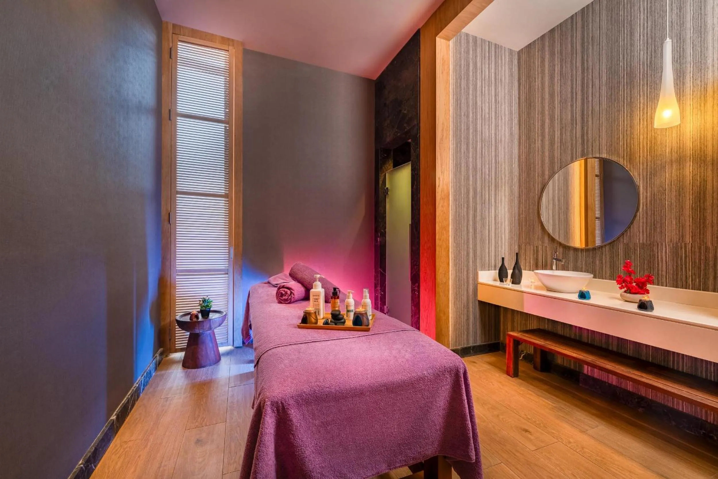 Spa and wellness centre/facilities, Bed in Trendy Lara
