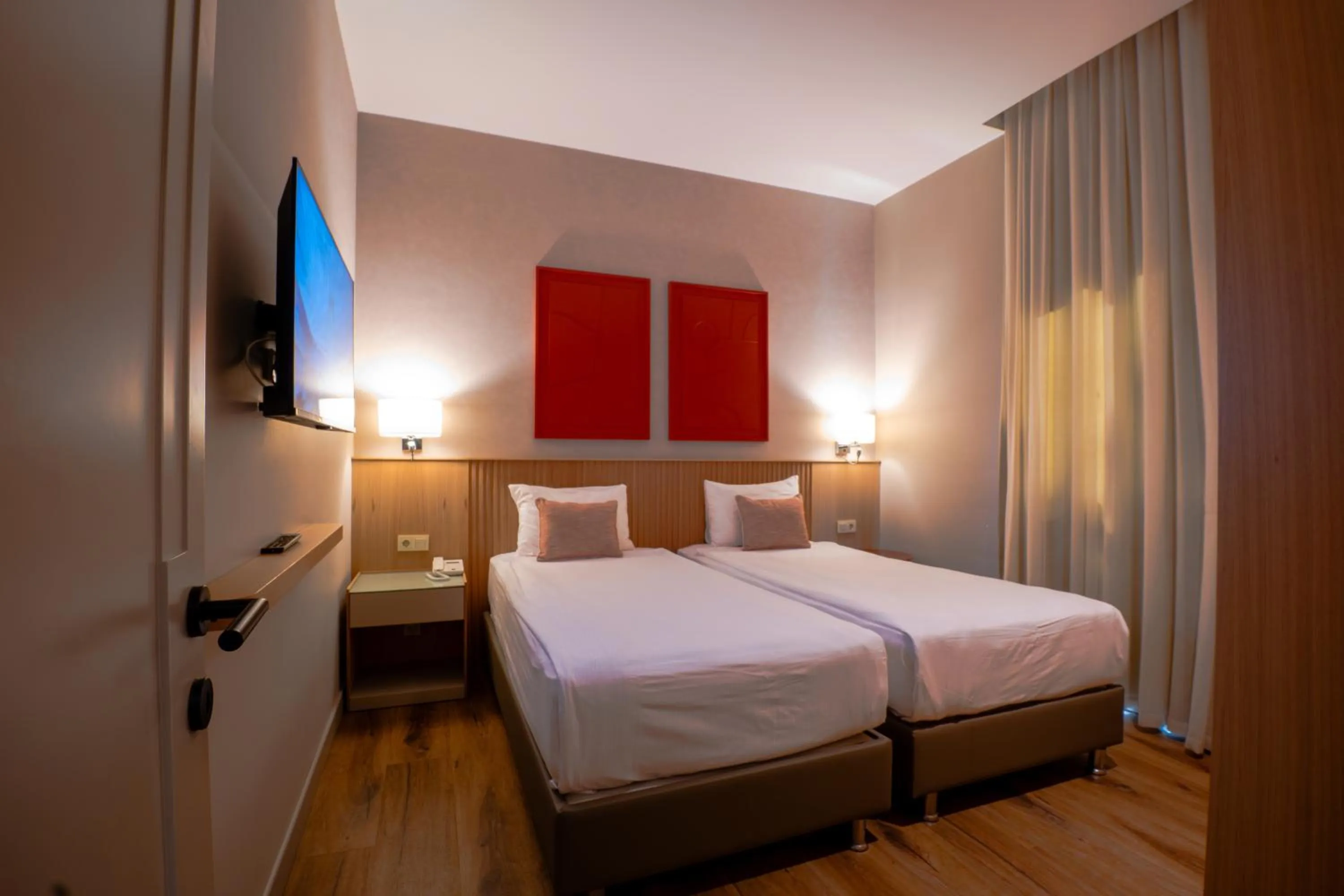 Bedroom, Bed in Trendy Lara