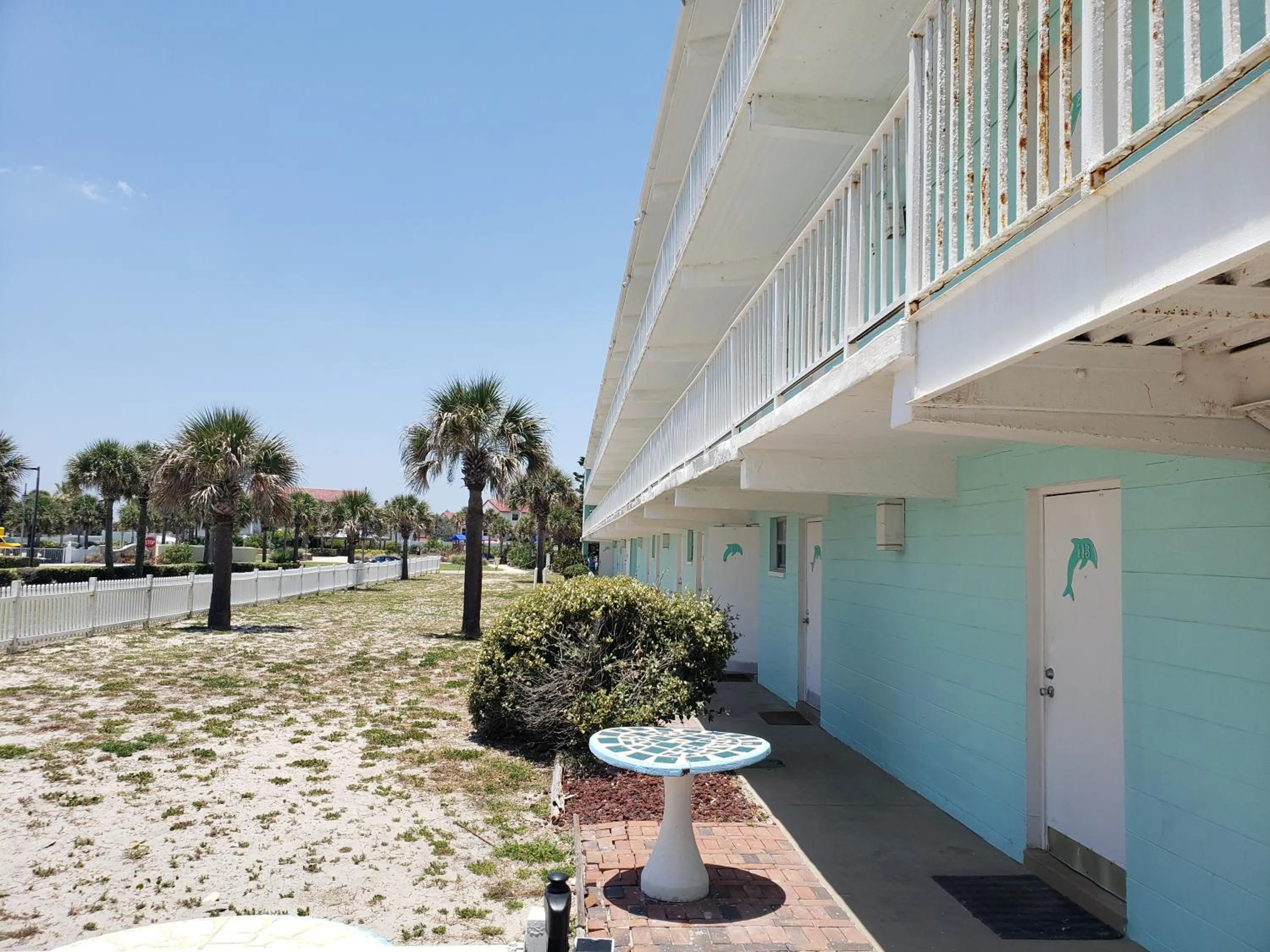 Property building in SeaScape Inn - Daytona Beach Shores