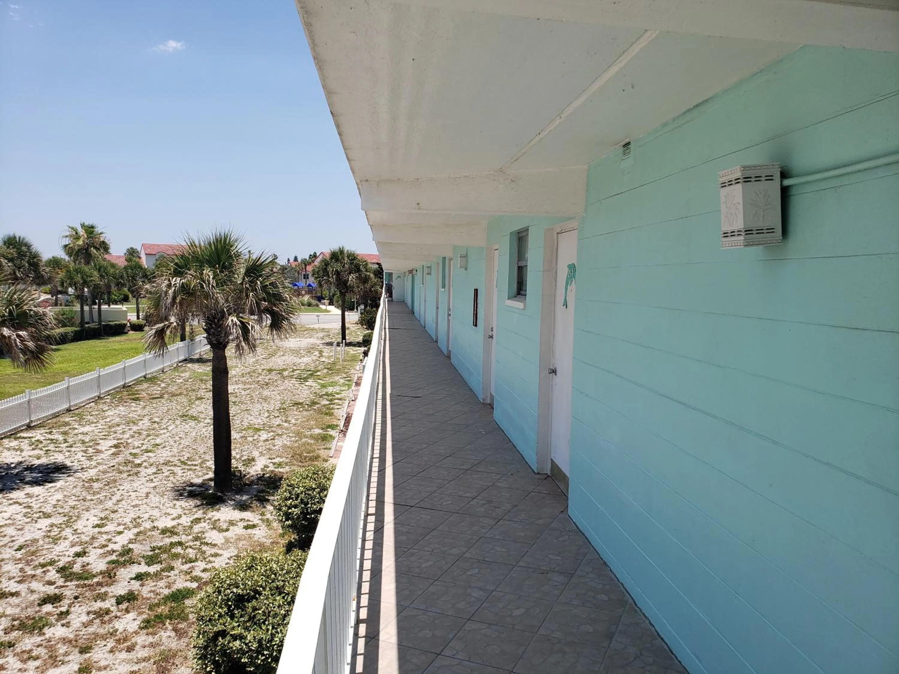 Property building in SeaScape Inn - Daytona Beach Shores