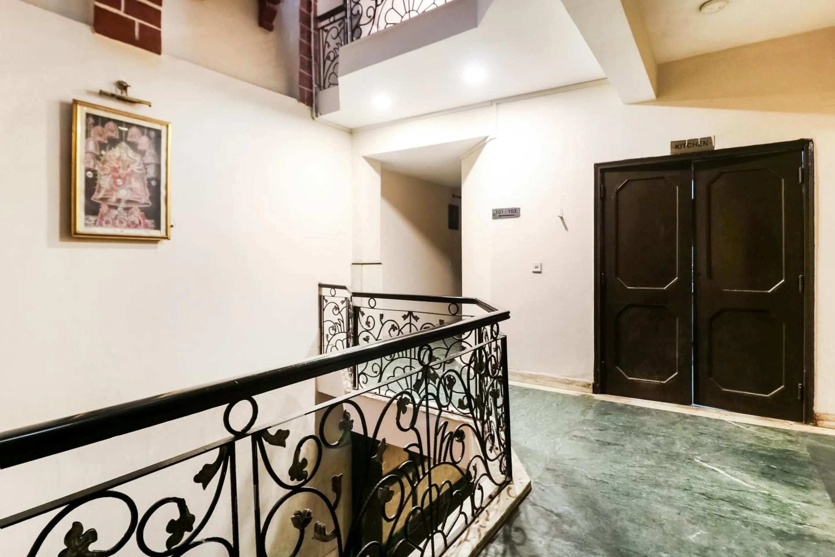 Hotel O by OYO Amba Residency