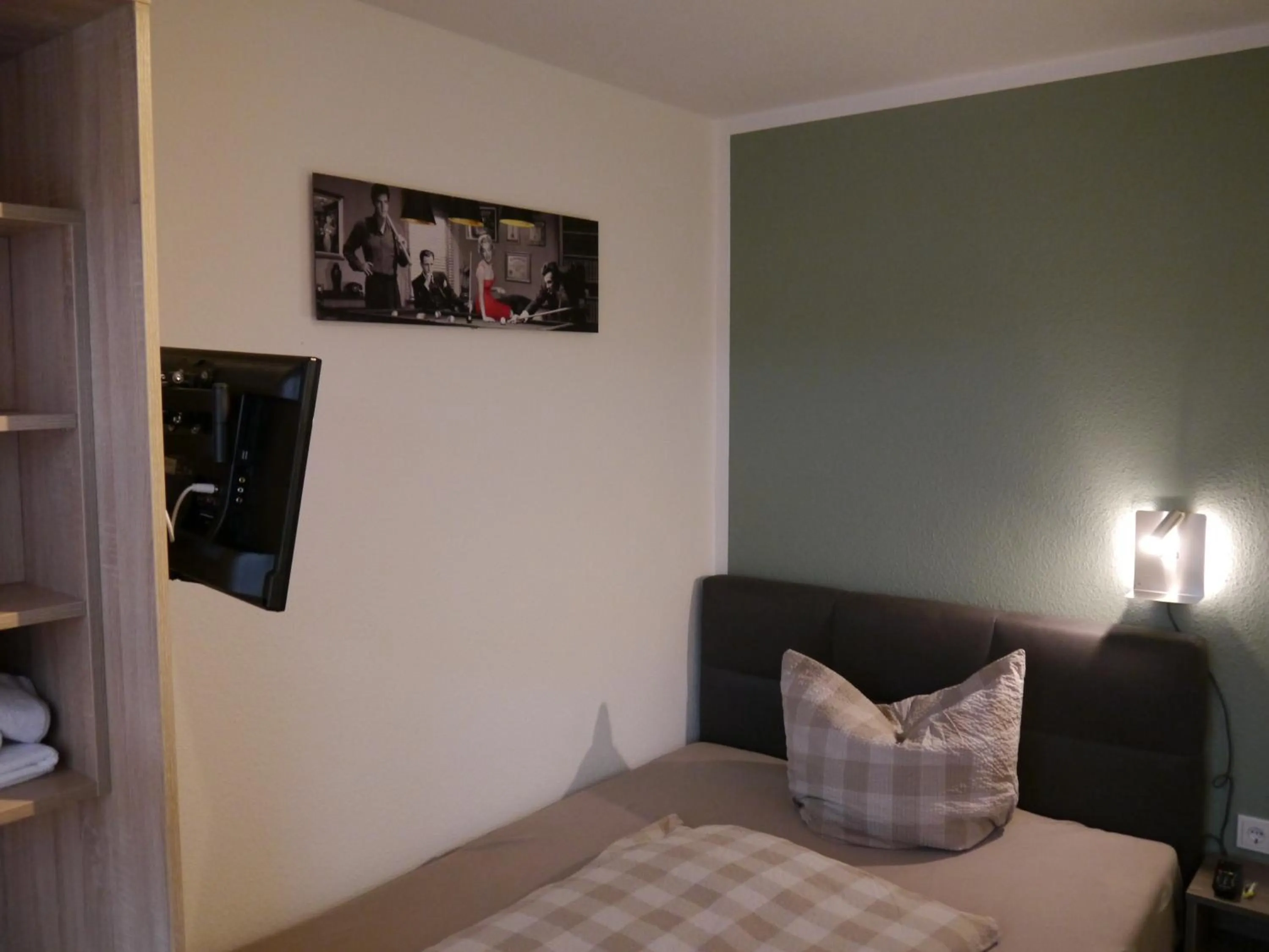 Bed in Hotel Haus Wittwer