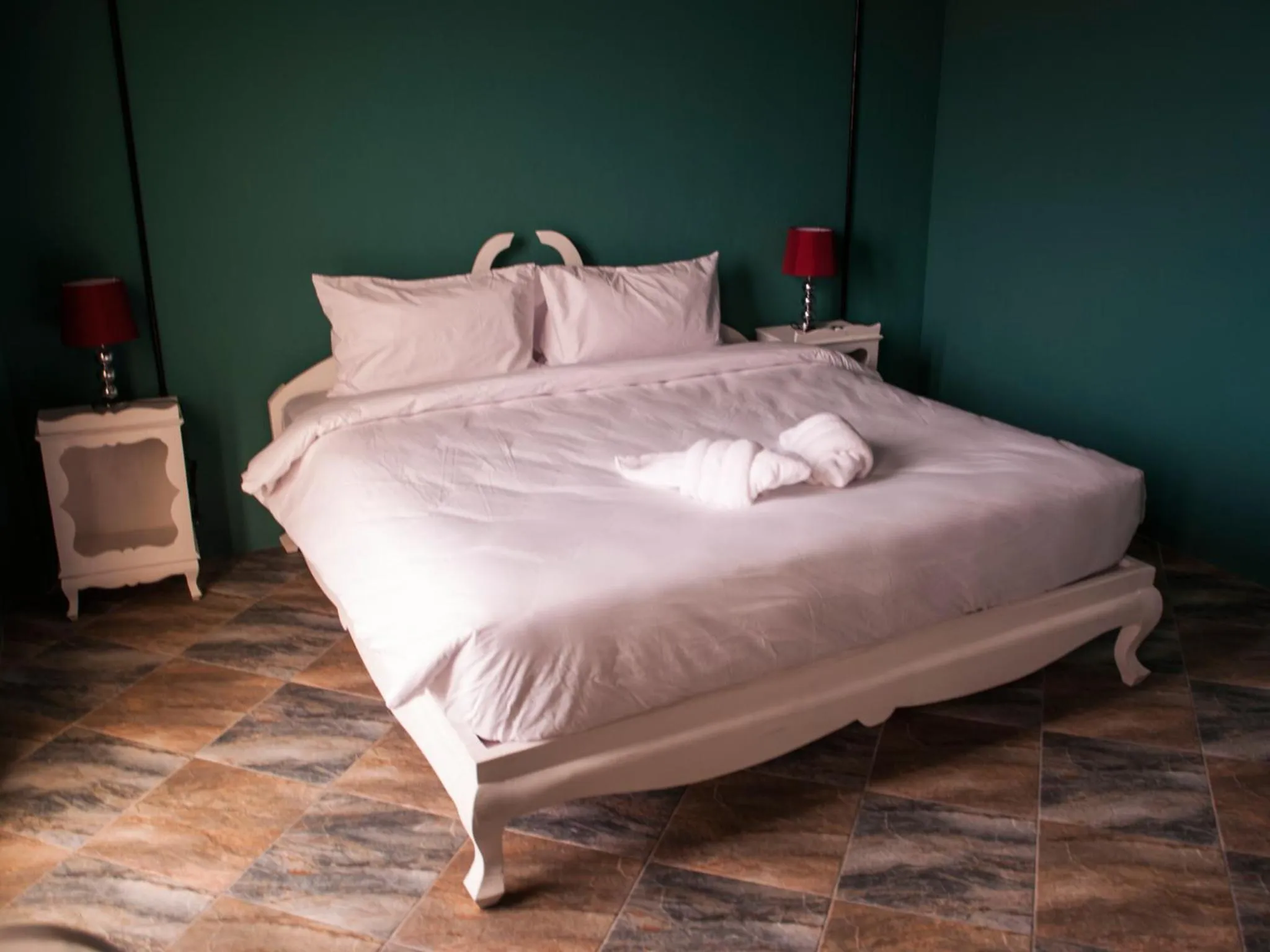 Shower, Bed in Casacool Hotel