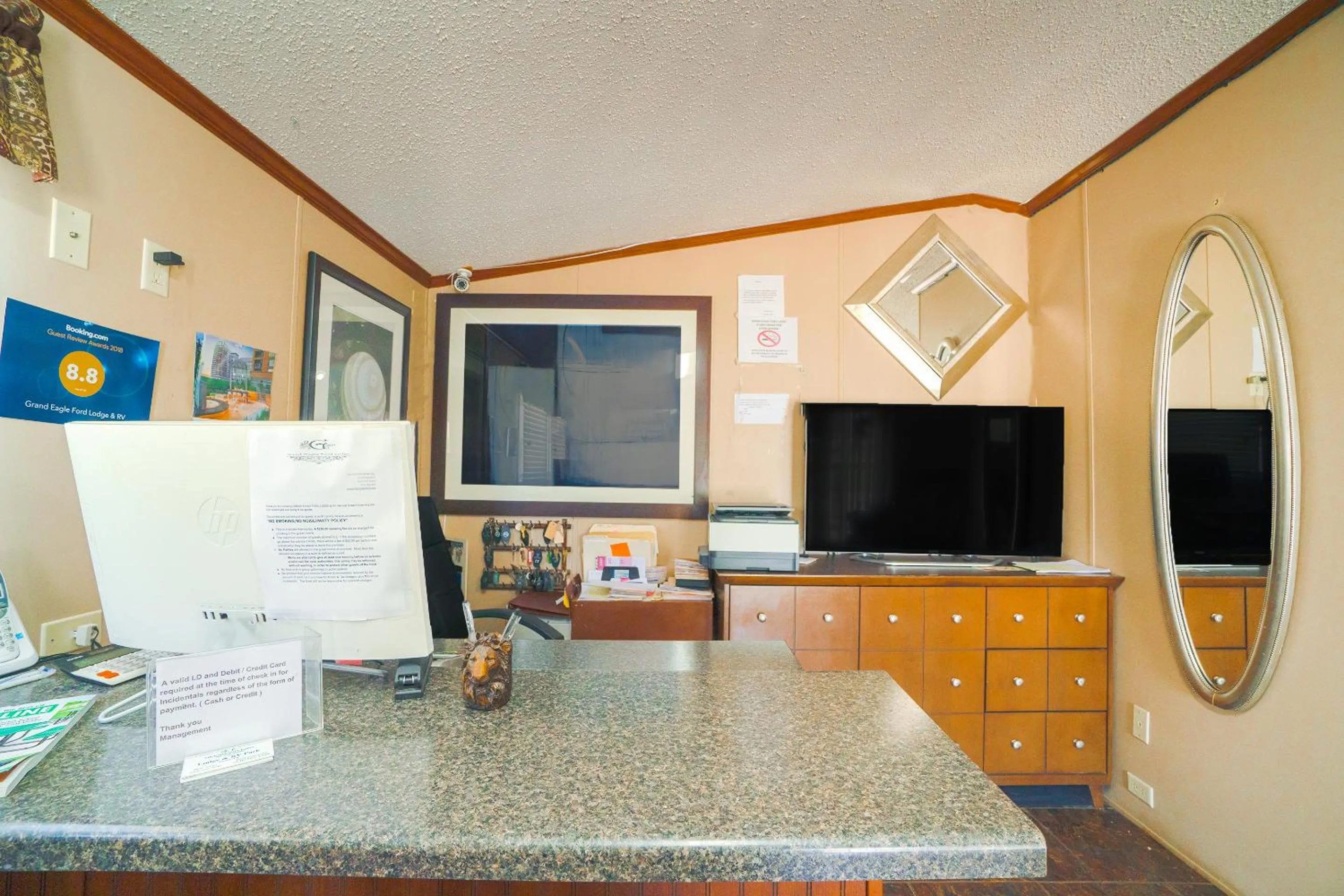 Lobby or reception in Grand Eagle Ford Lodge & RV Park