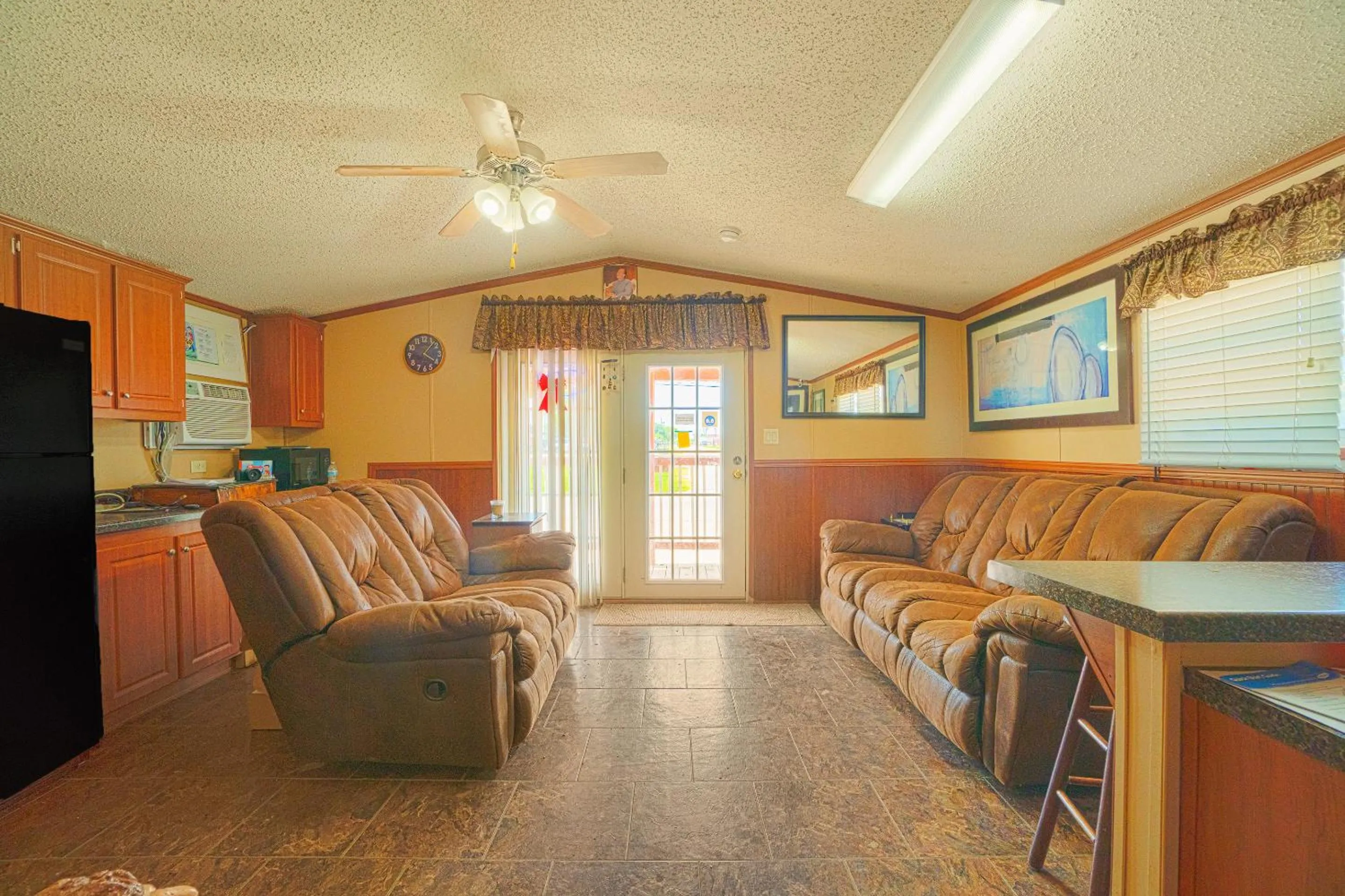 Lobby or reception in Grand Eagle Ford Lodge & RV Park