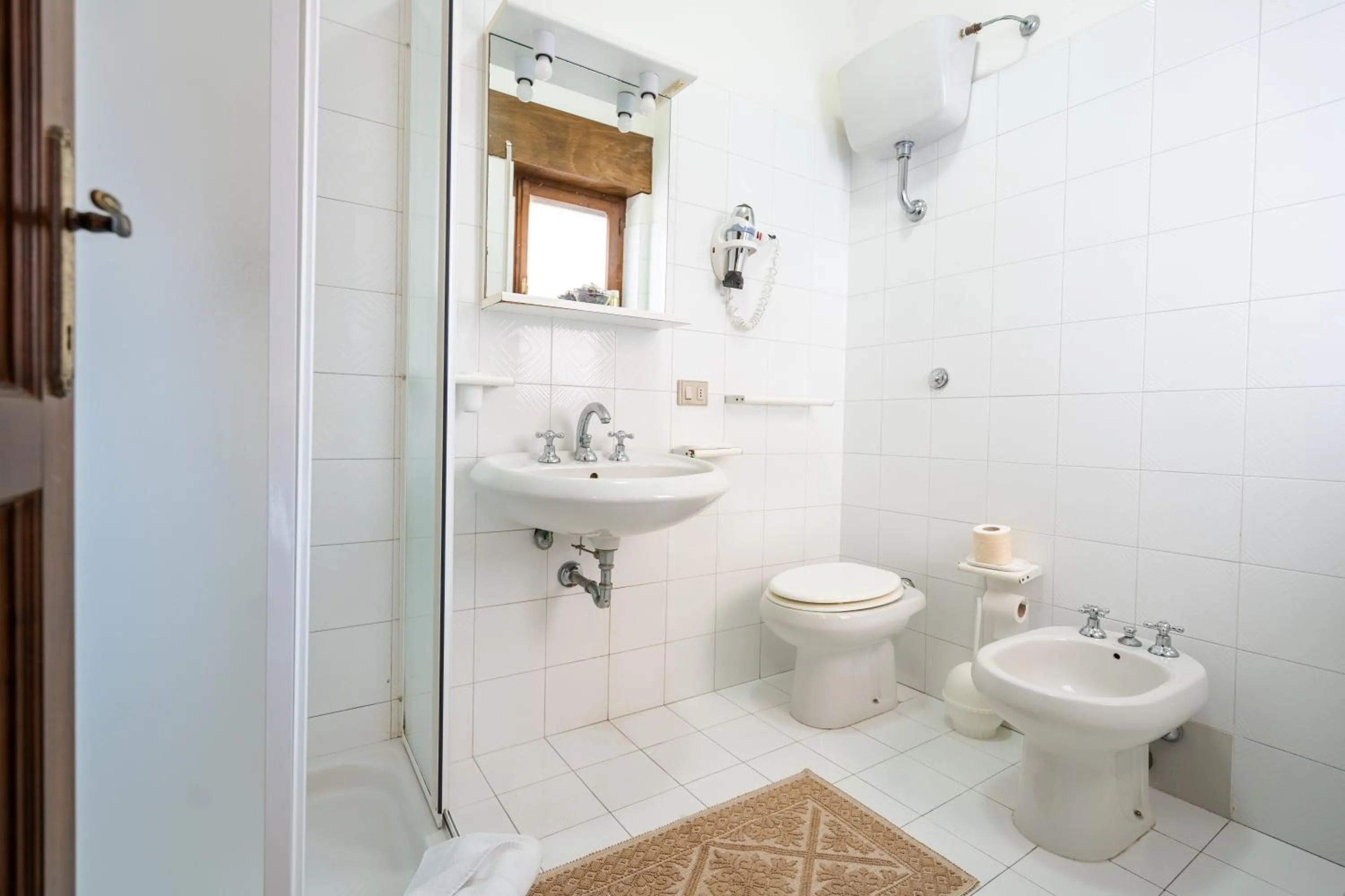 Bathroom in Hotel Marina