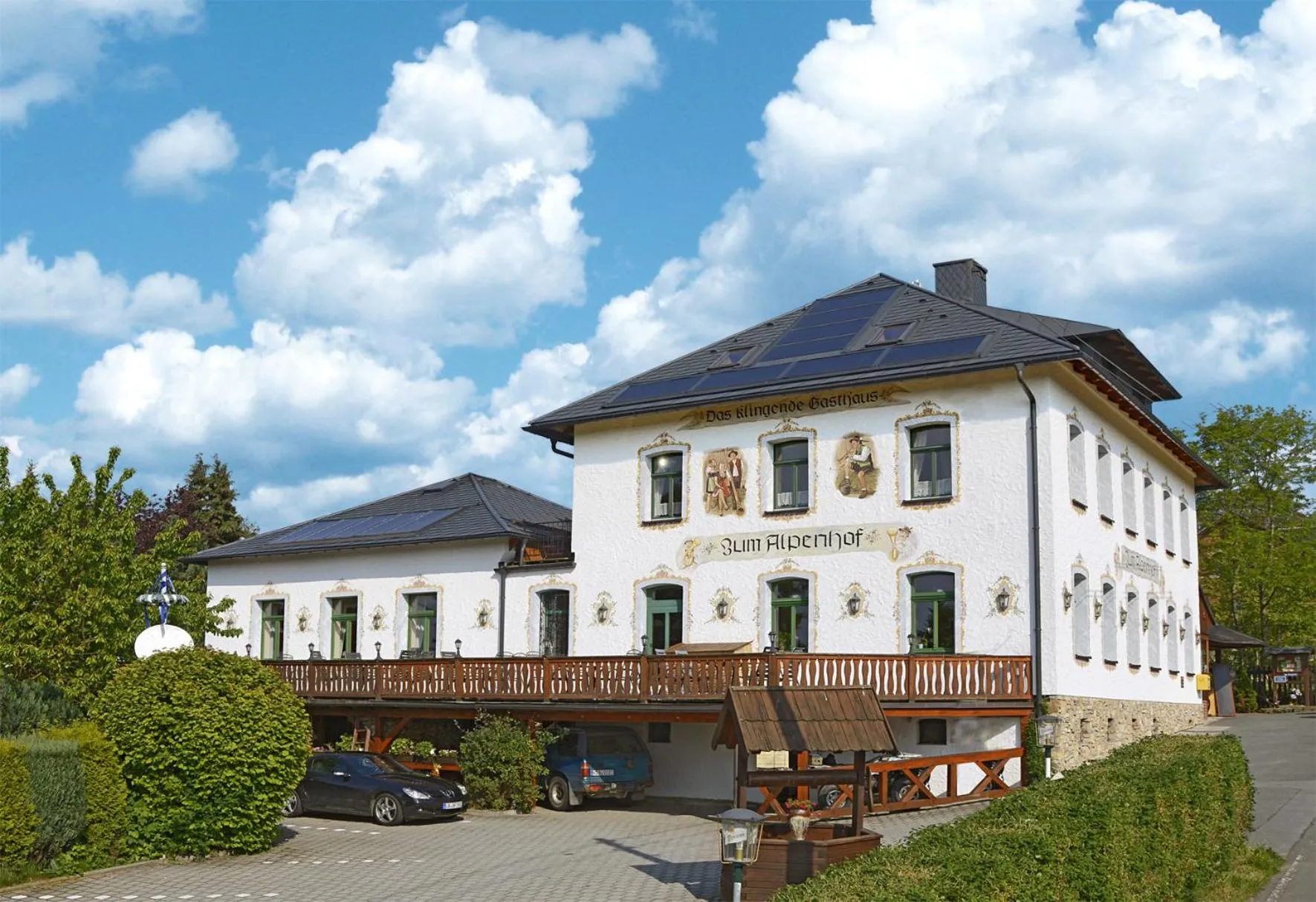 Facade/entrance in Hotel Alpenhof