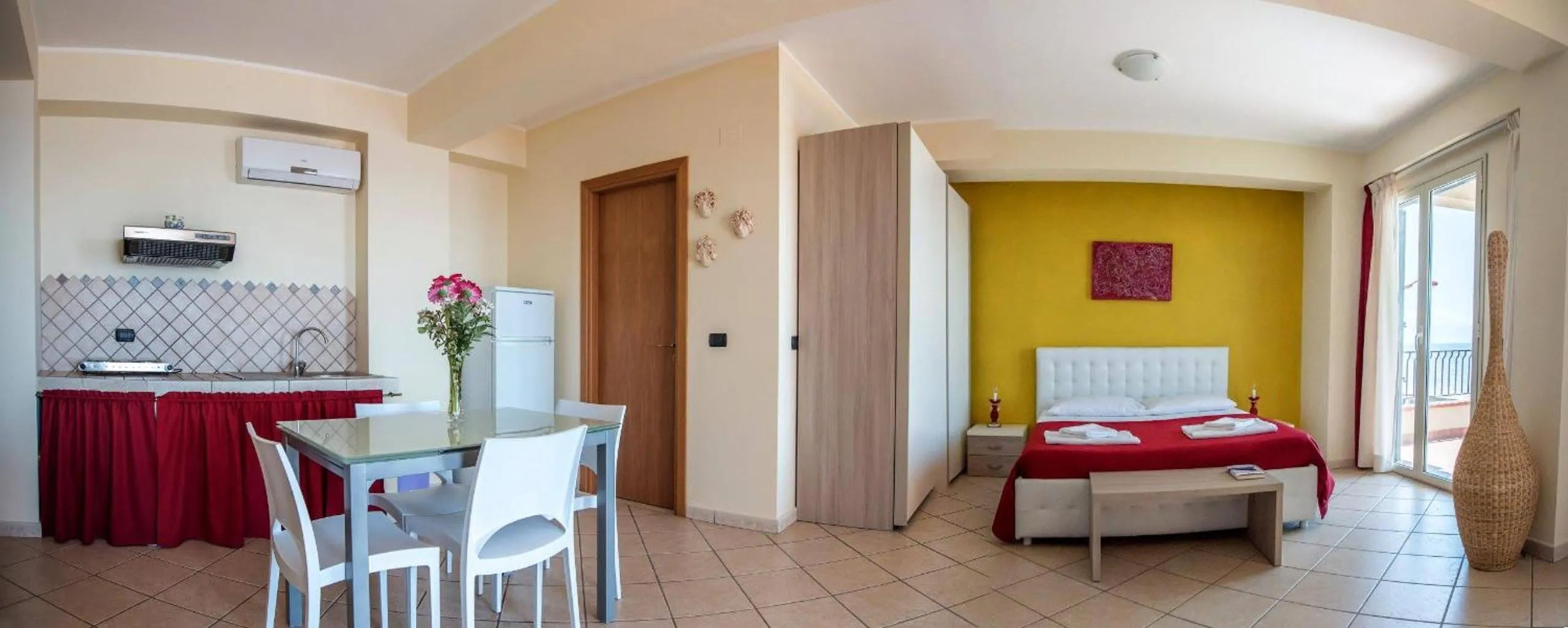 Toilet, Bed in B&B La Sirena