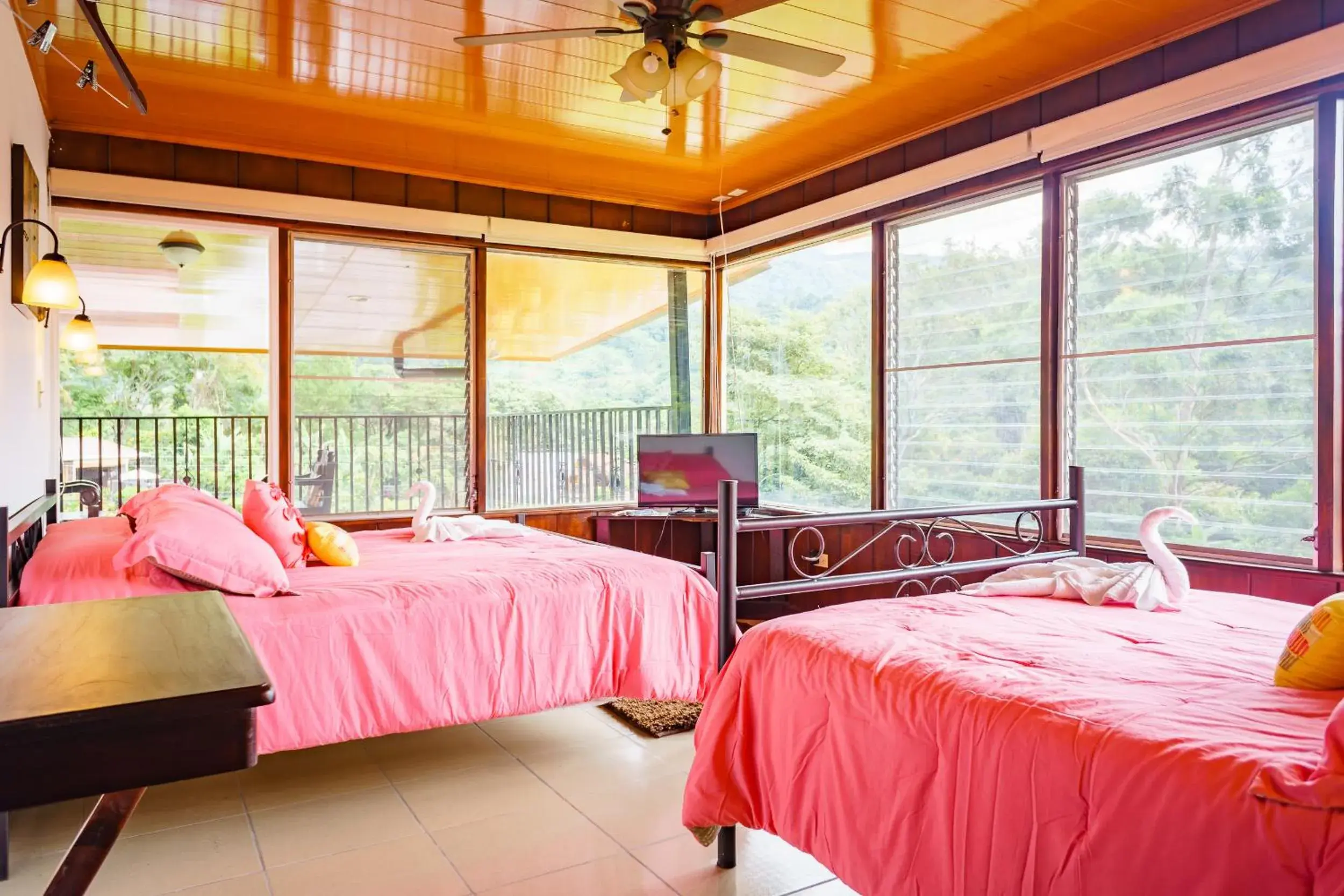 Standard Quadruple Room in Hotel Central Boquete Standard Quadruple Room in Hotel Central Boquete