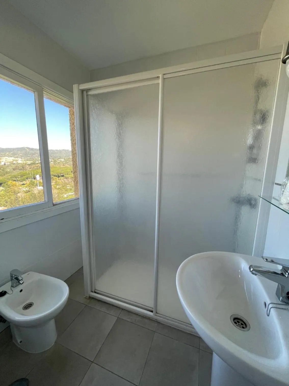 Shower in Apartamentos Coronado