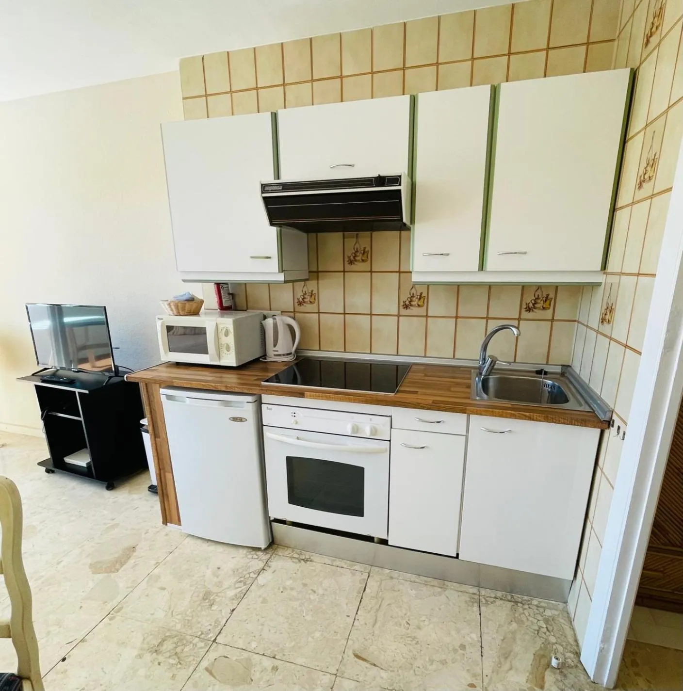 kitchen in Apartamentos Coronado