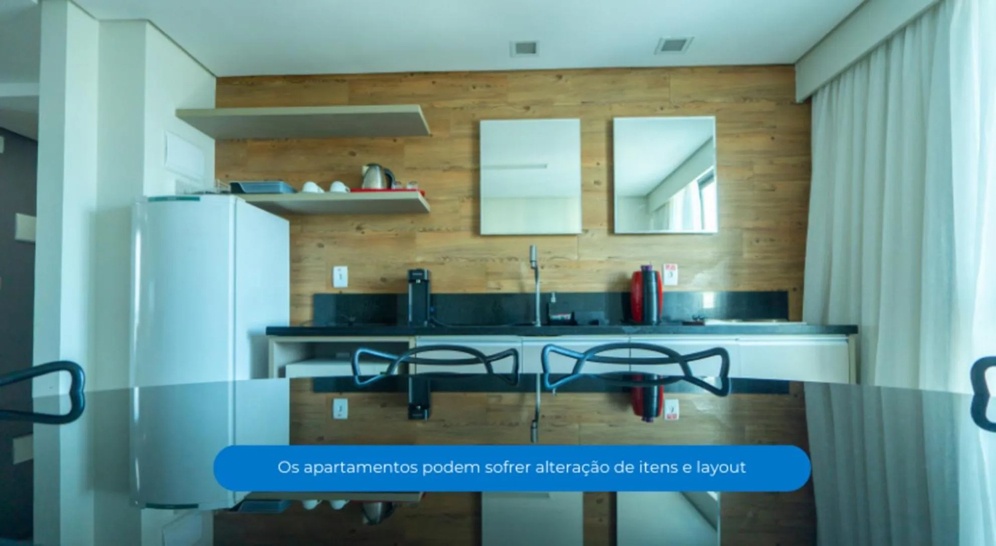 Kitchen or kitchenette in Roomo Praia de Boa Viagem Residencial