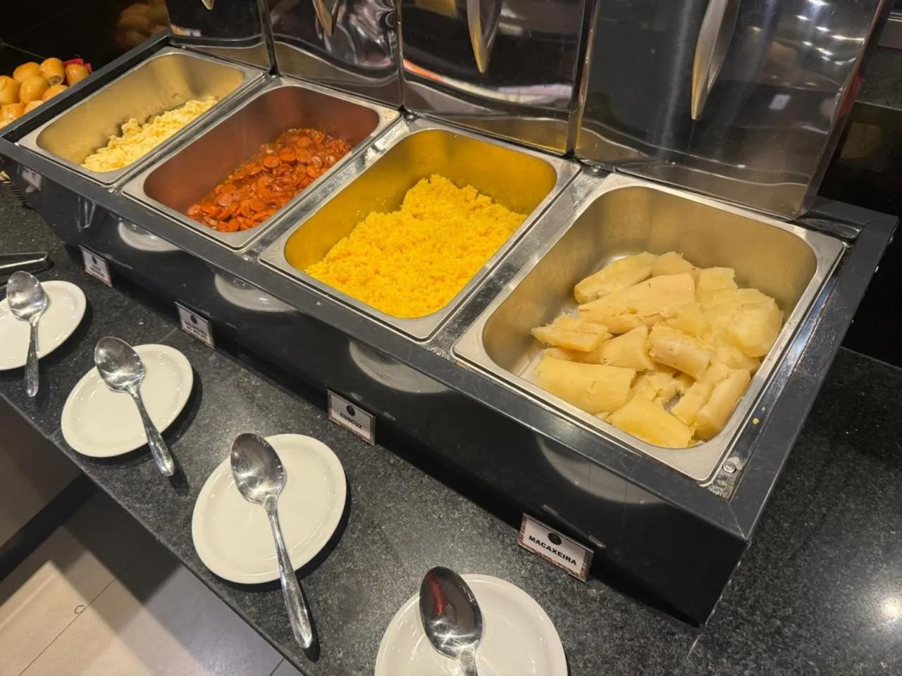 Breakfast in Roomo Praia de Boa Viagem Residencial