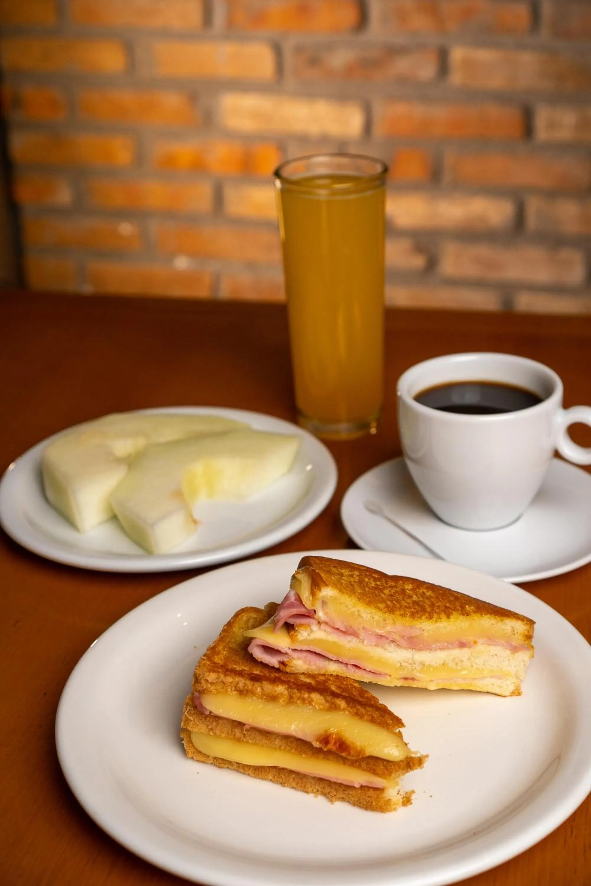 Breakfast in Roomo Praia de Boa Viagem Residencial
