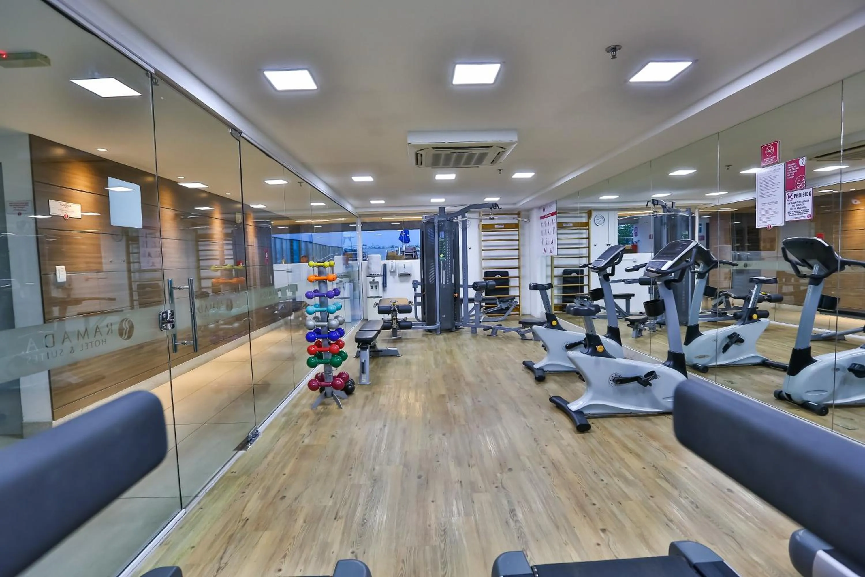 Fitness centre/facilities in Roomo Praia de Boa Viagem Residencial