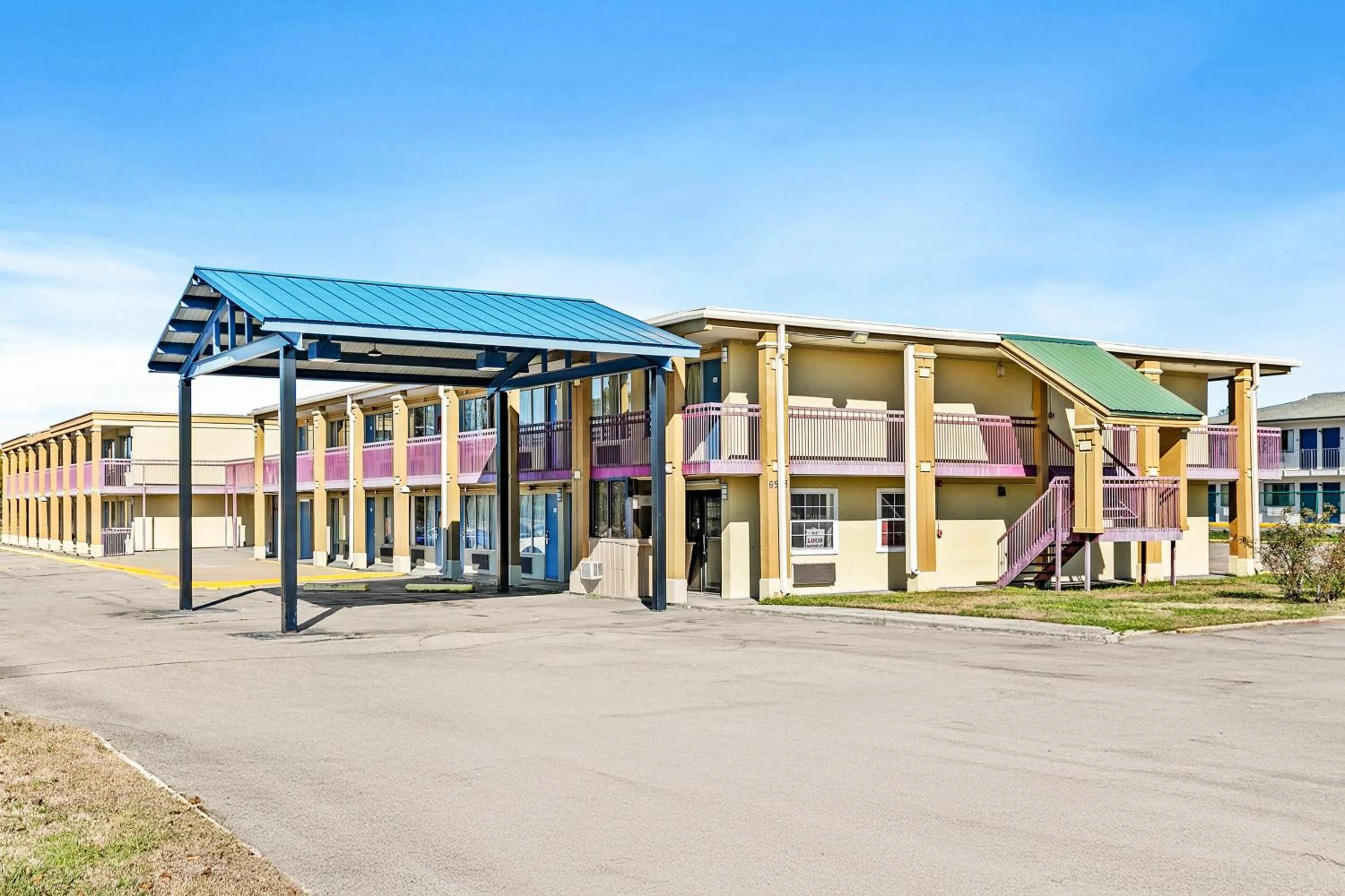 Facade/entrance in Luxury Inn By Hotel O Hattiesburg, MS