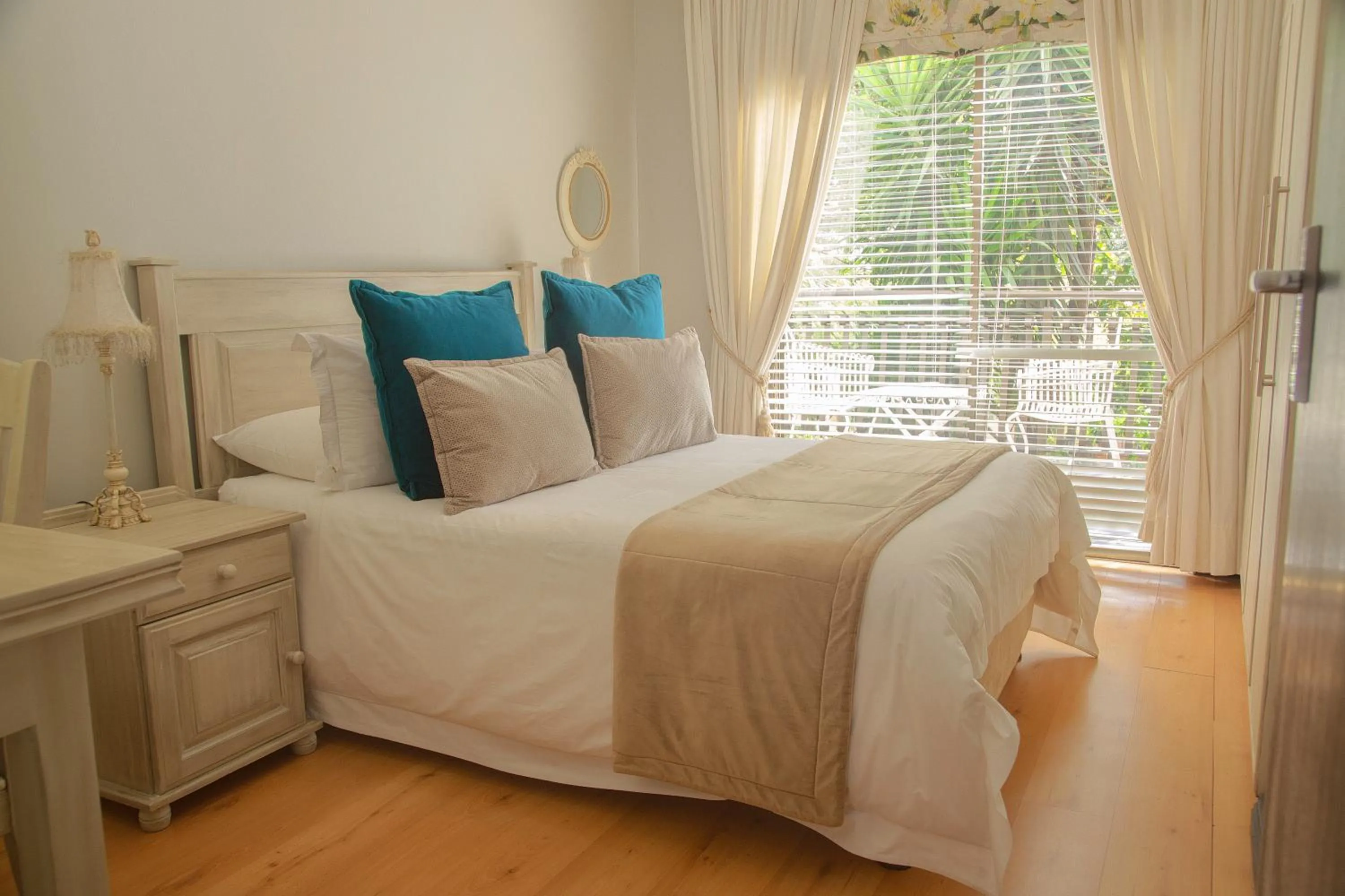 Bedroom, Bed in InnJoy Boutique Hotel