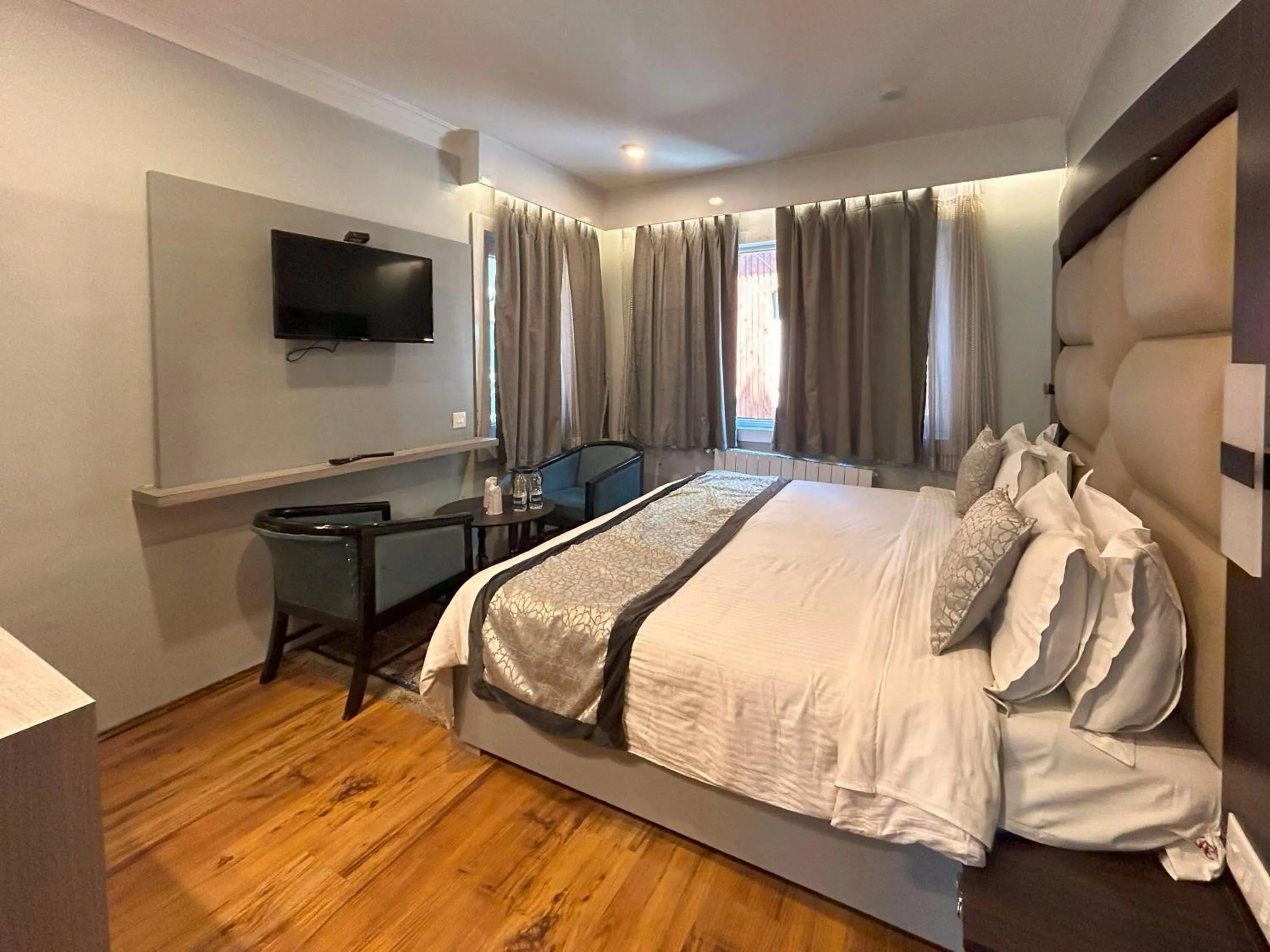 Bed in Forest Hill Resorts