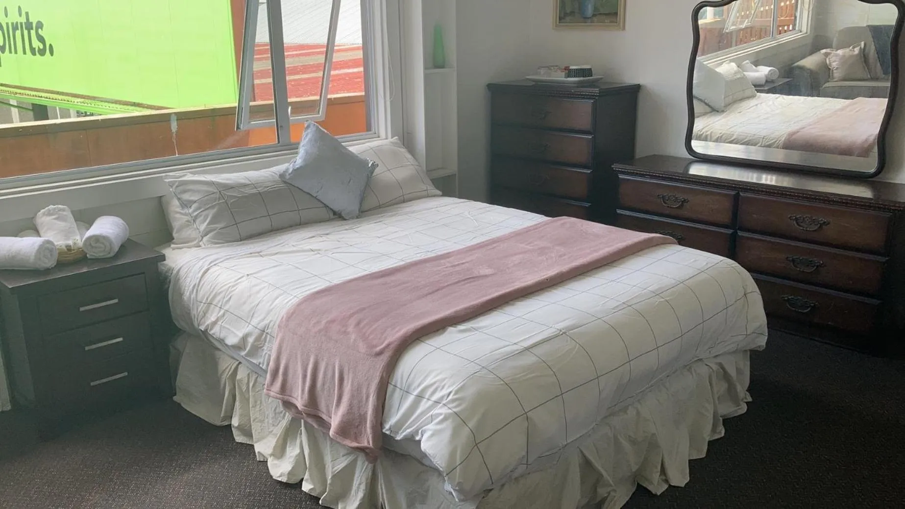 Bed in Downtown Backpackers & Accommodation