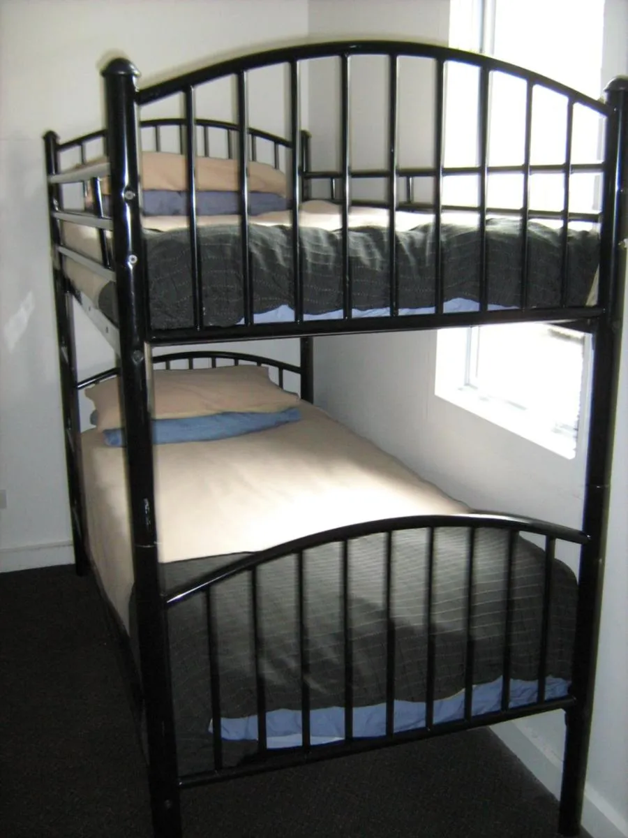 Bed in Downtown Backpackers & Accommodation