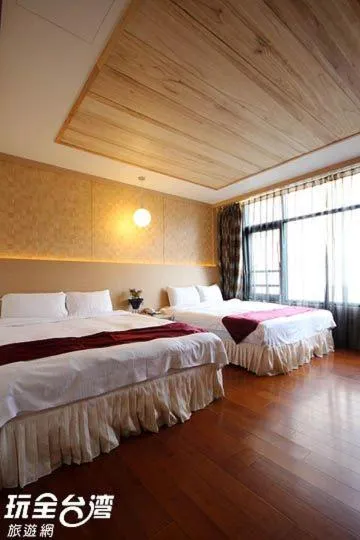 Bed in Shuian Lakeside Hotel