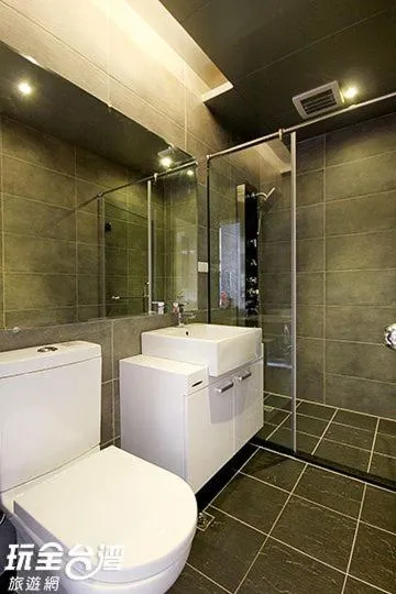 Shuian Lakeside Hotel