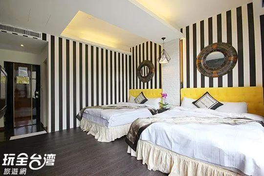 Bed in Shuian Lakeside Hotel