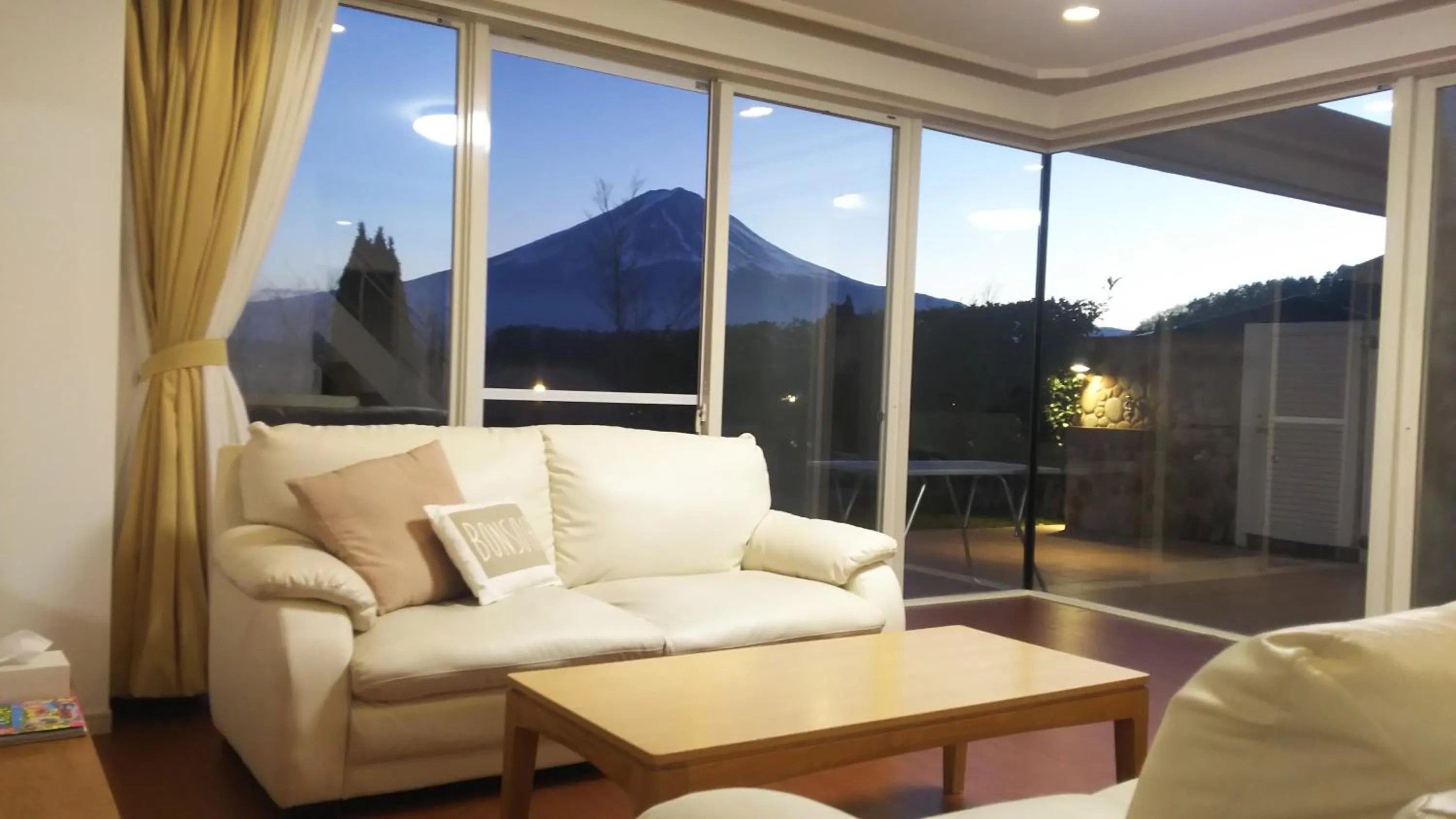 Living room in Kawaguchiko Urban Resort Villa