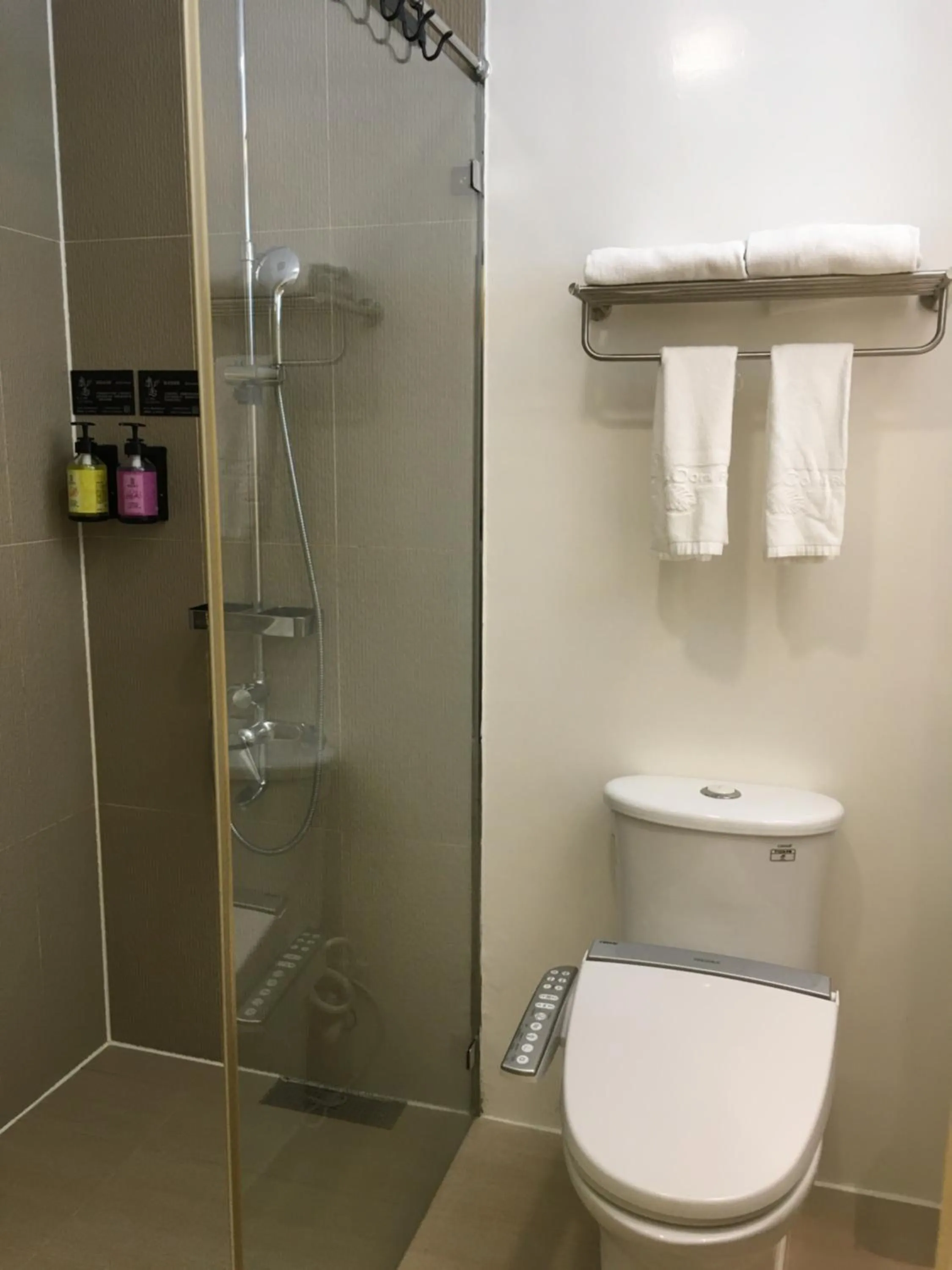 Toilet in LAINN Nanwan