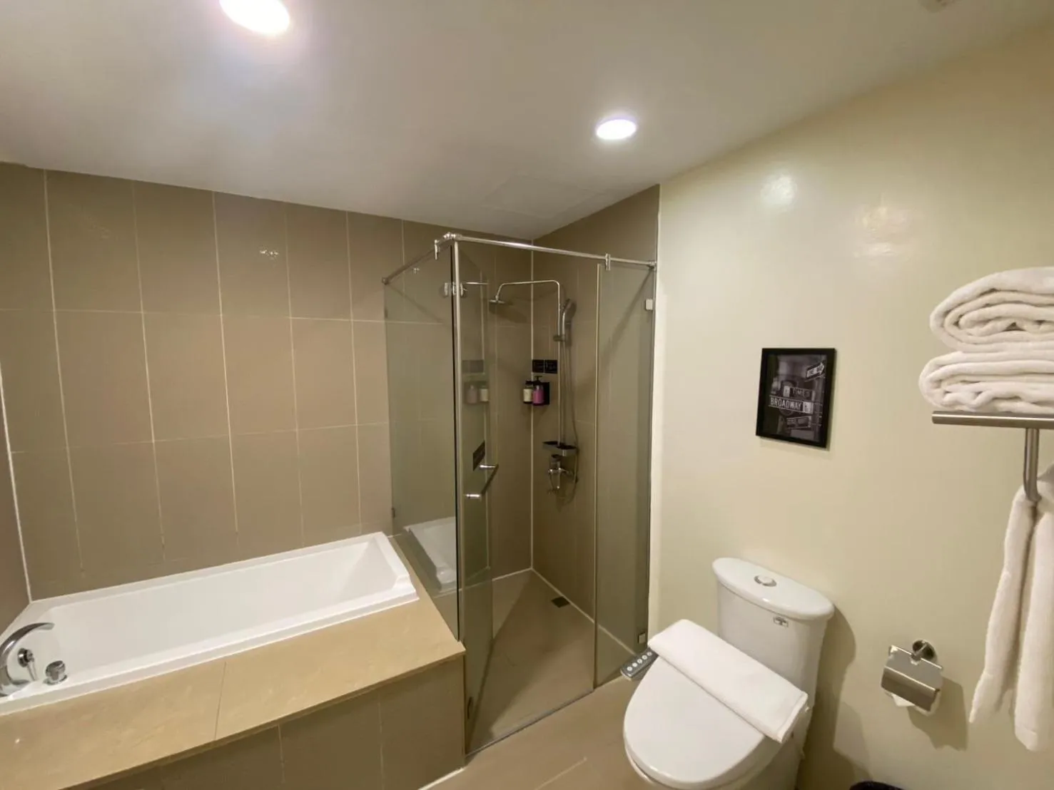 Toilet in LAINN Nanwan