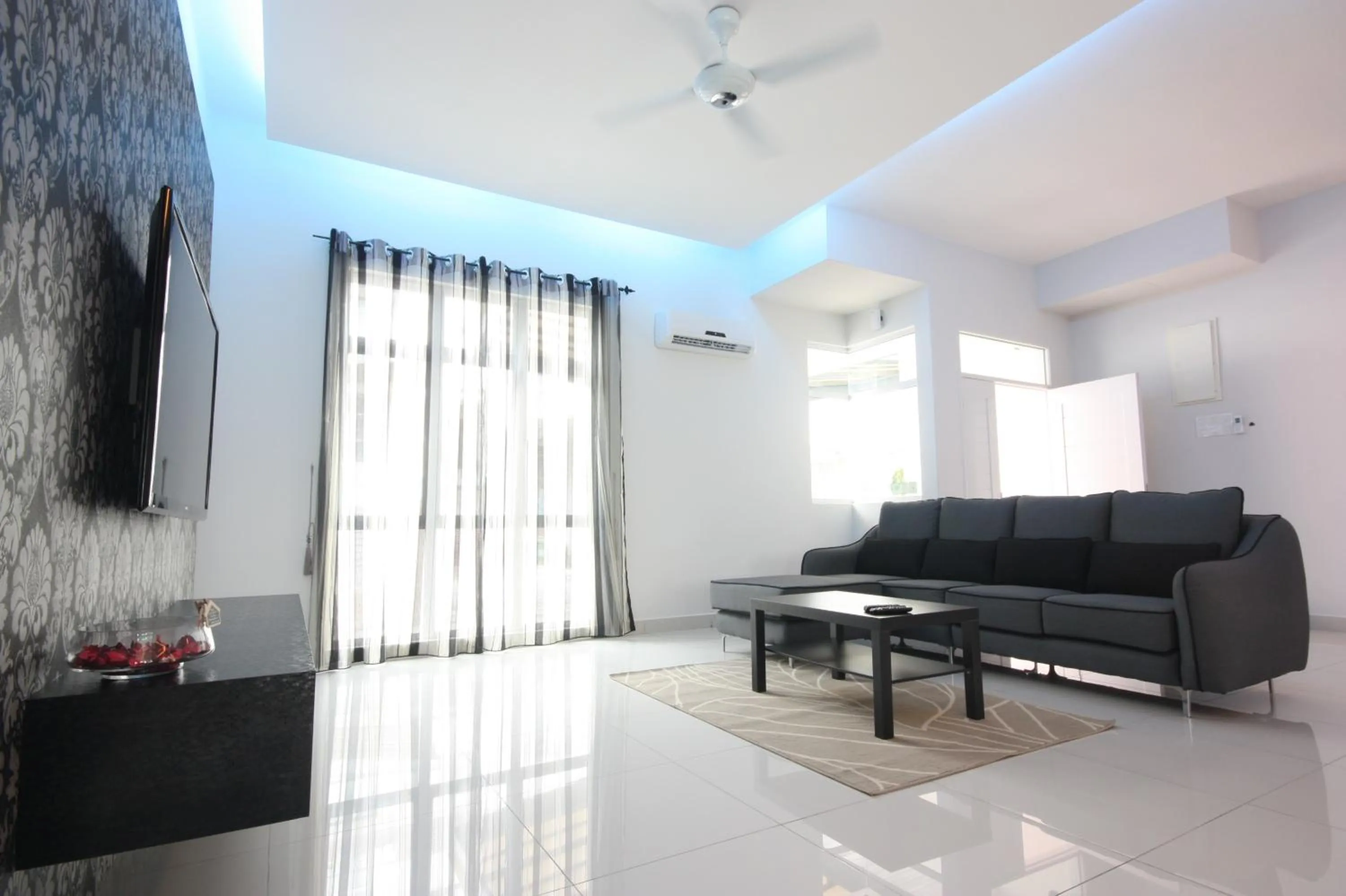 Shamrock Beach Villas 15 Seaview