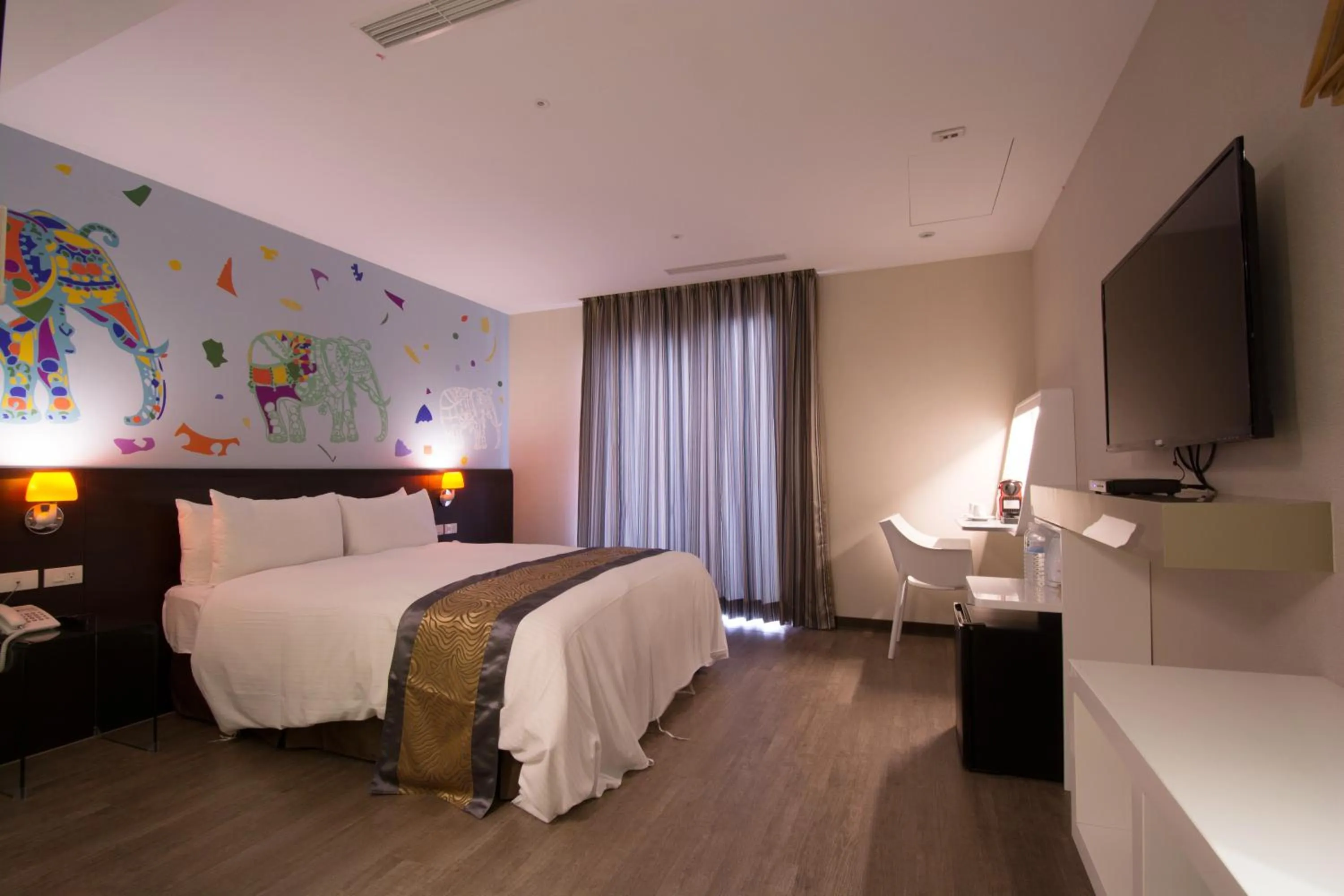 Photo of the whole room, Bed in Travel Art Inn