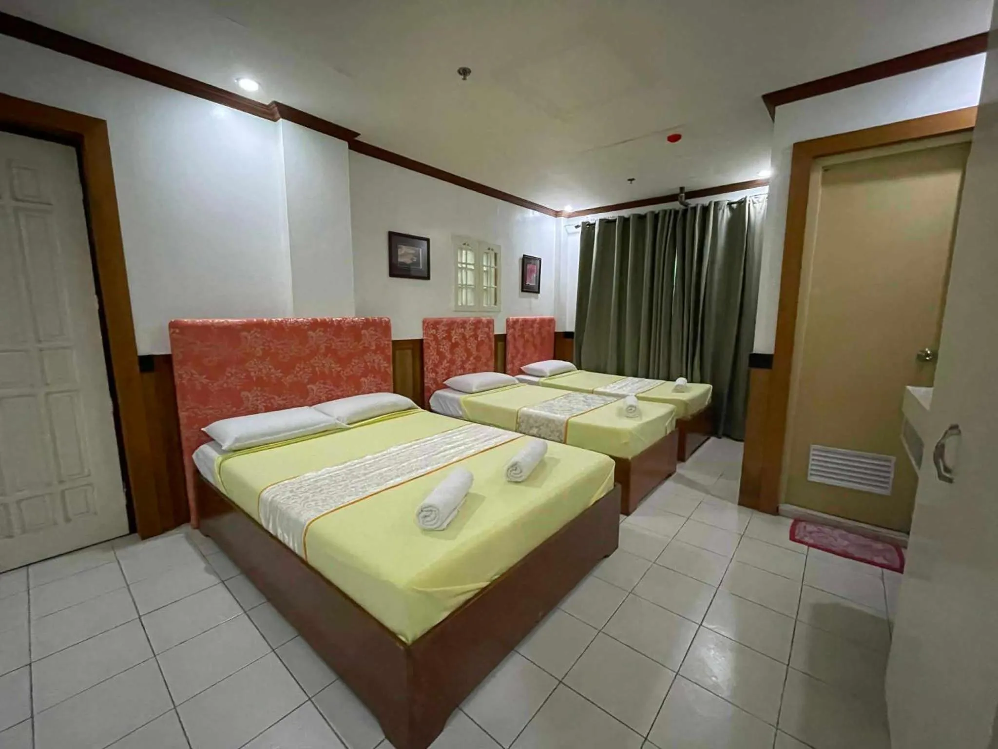 Bedroom in Palette Gems Hotel and Conference Center