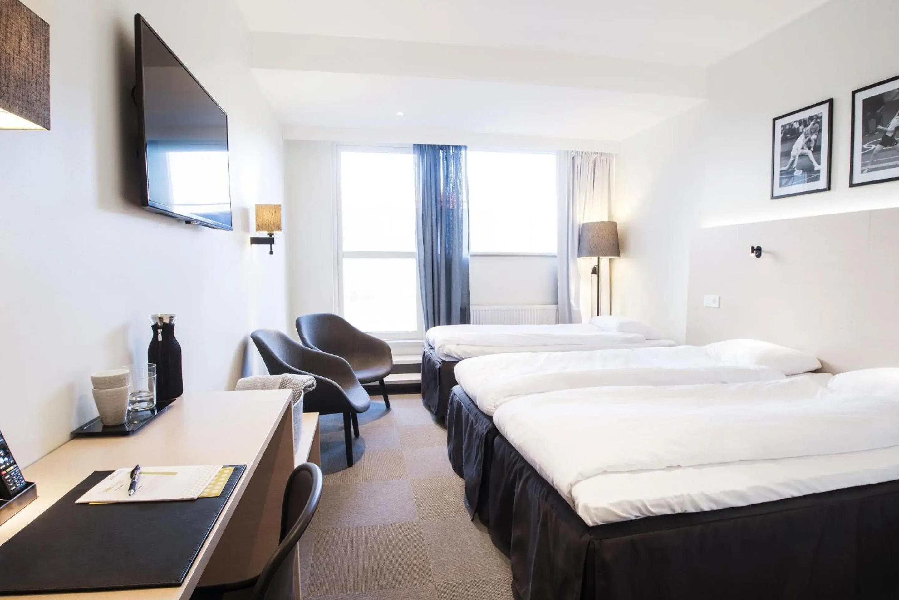 Family Room with Three Single Beds - Non-Smoking in Best Western RC Hotel Family Room with Three Single Beds - Non-Smoking in Best Western RC Hotel