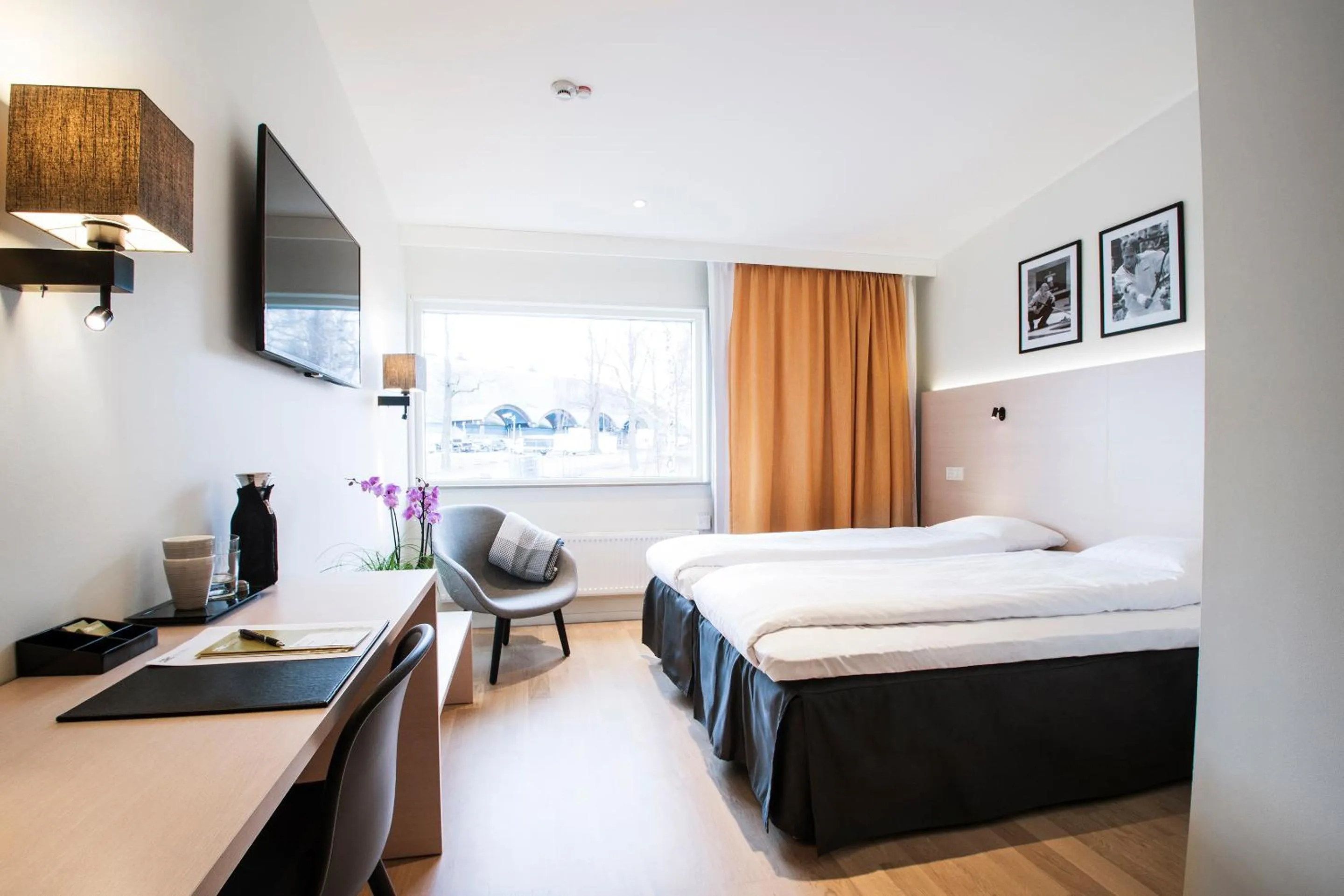 Day, Bed in Best Western RC Hotel