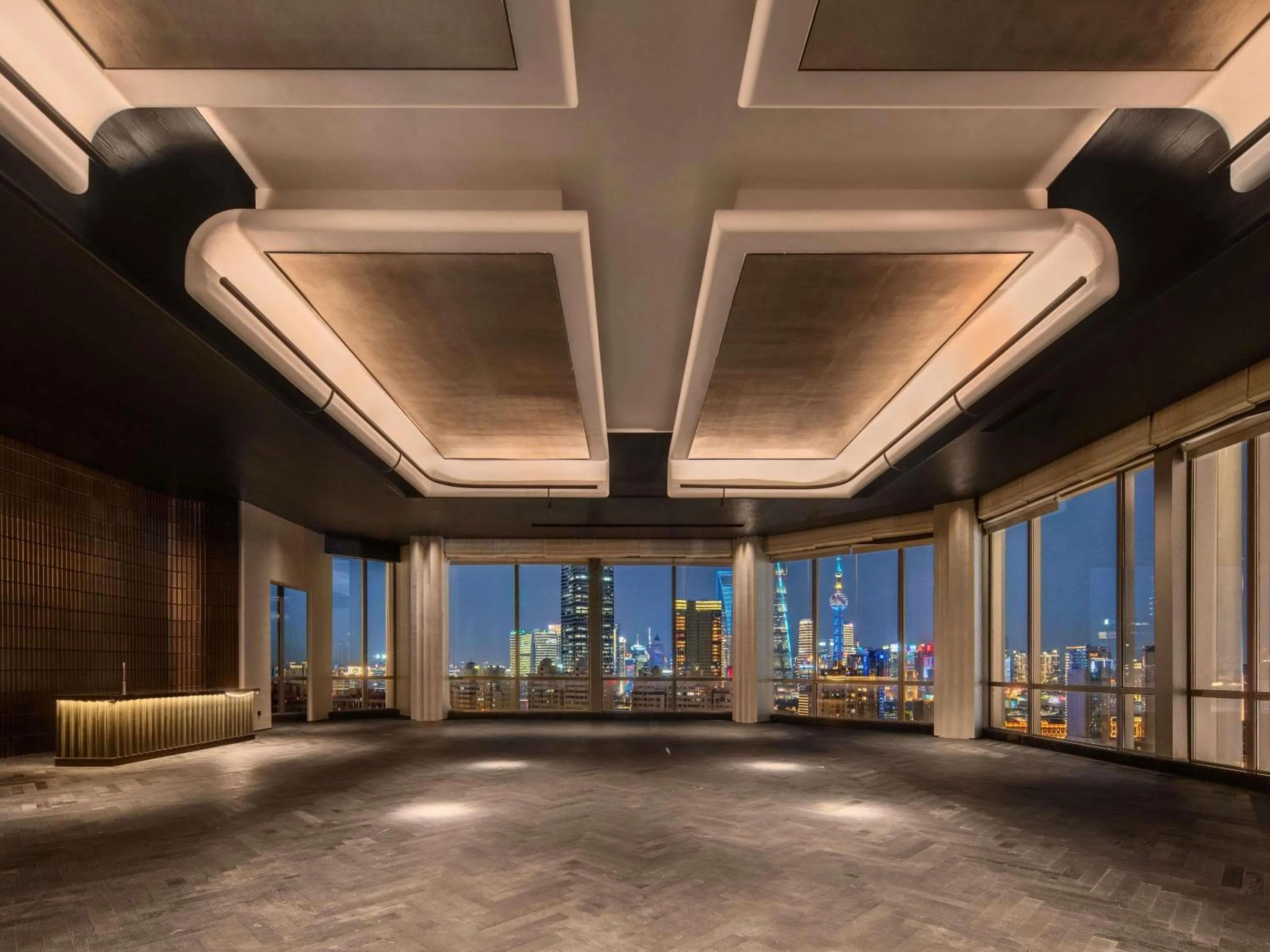 Meeting/conference room in Sofitel Shanghai North Bund