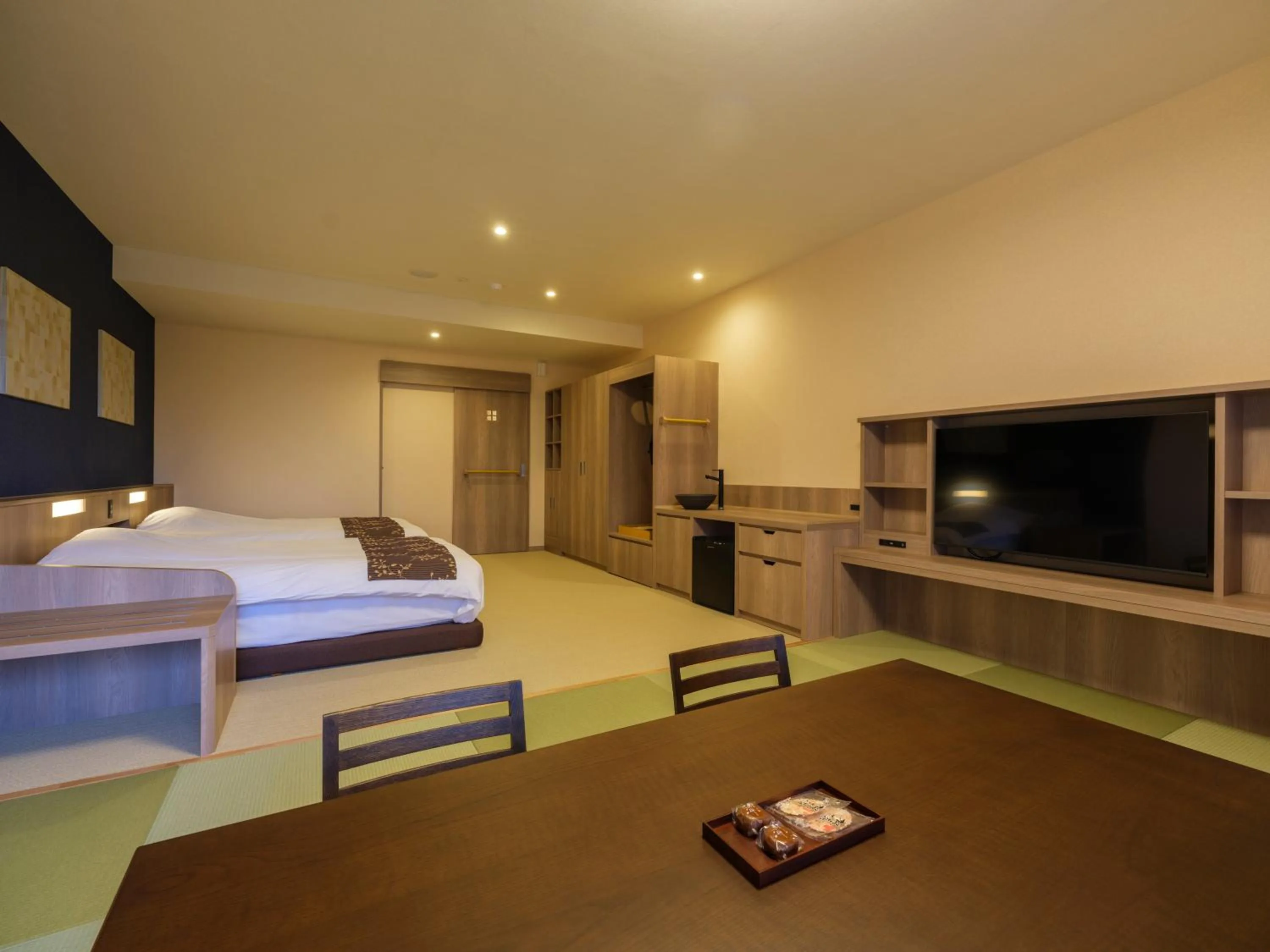 Photo of the whole room, Bed in Mizunoto Reopening on April 1, 2025