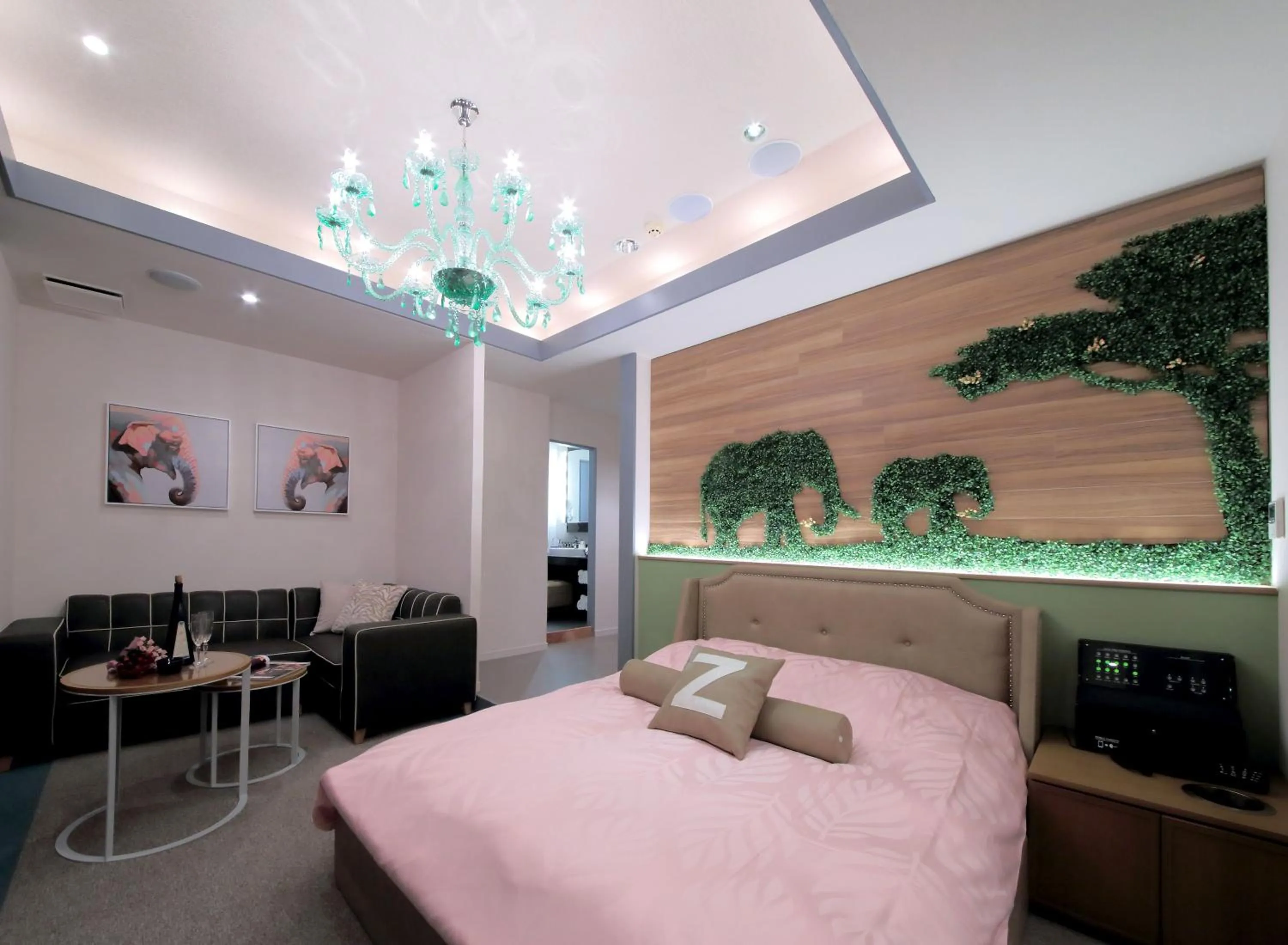 Photo of the whole room, Bed in Design Hotel W Zip Club