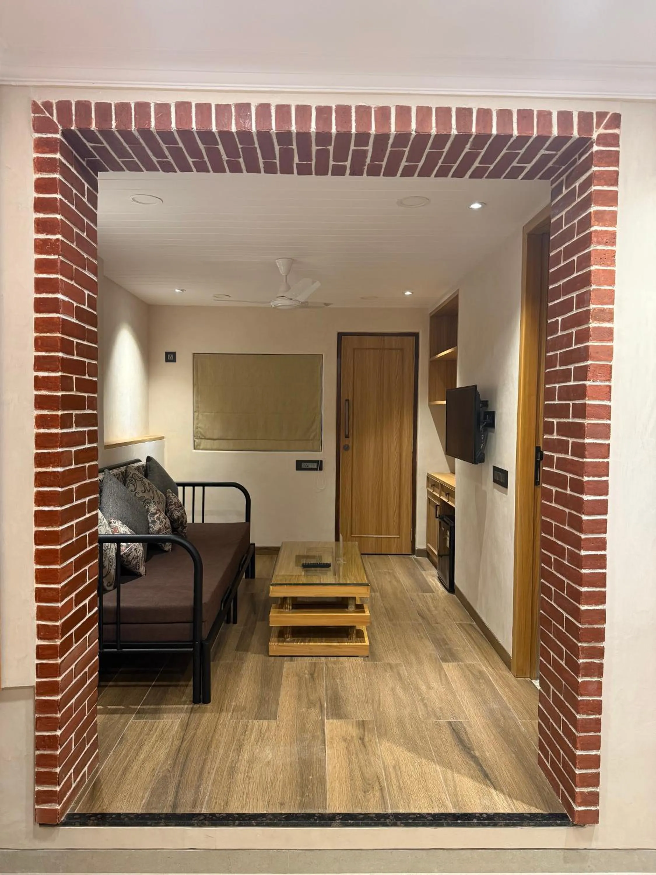 TV and multimedia in Hotel Beach Garden