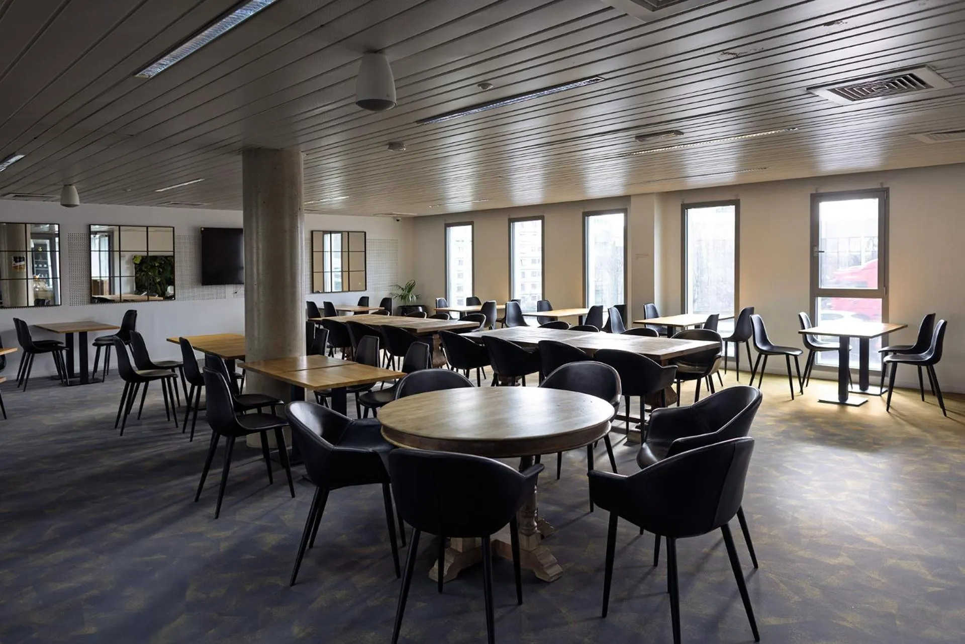 Breakfast in Hôtel Lodge In Paris 13