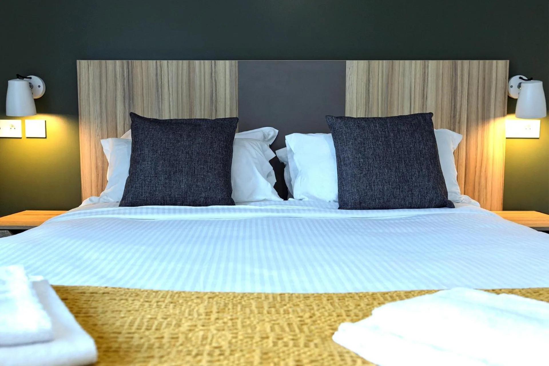 Bed in Hôtel Lodge In Paris 13