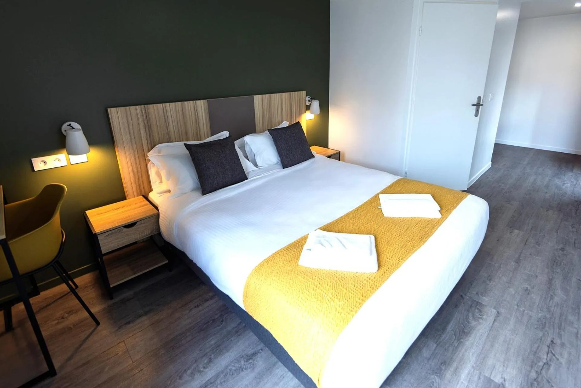 Bed in Hôtel Lodge In Paris 13