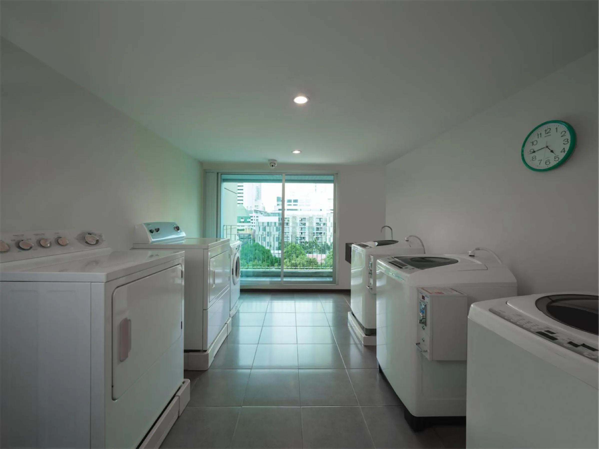 Area and facilities in Silom Lofts