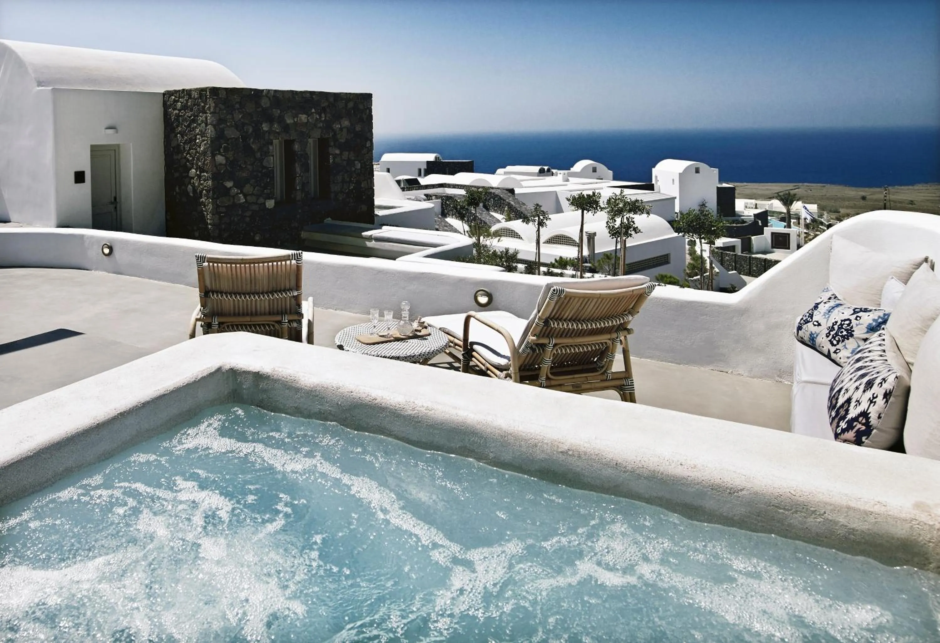 Hot Tub in Santo Pure Oia Suites & Villas
