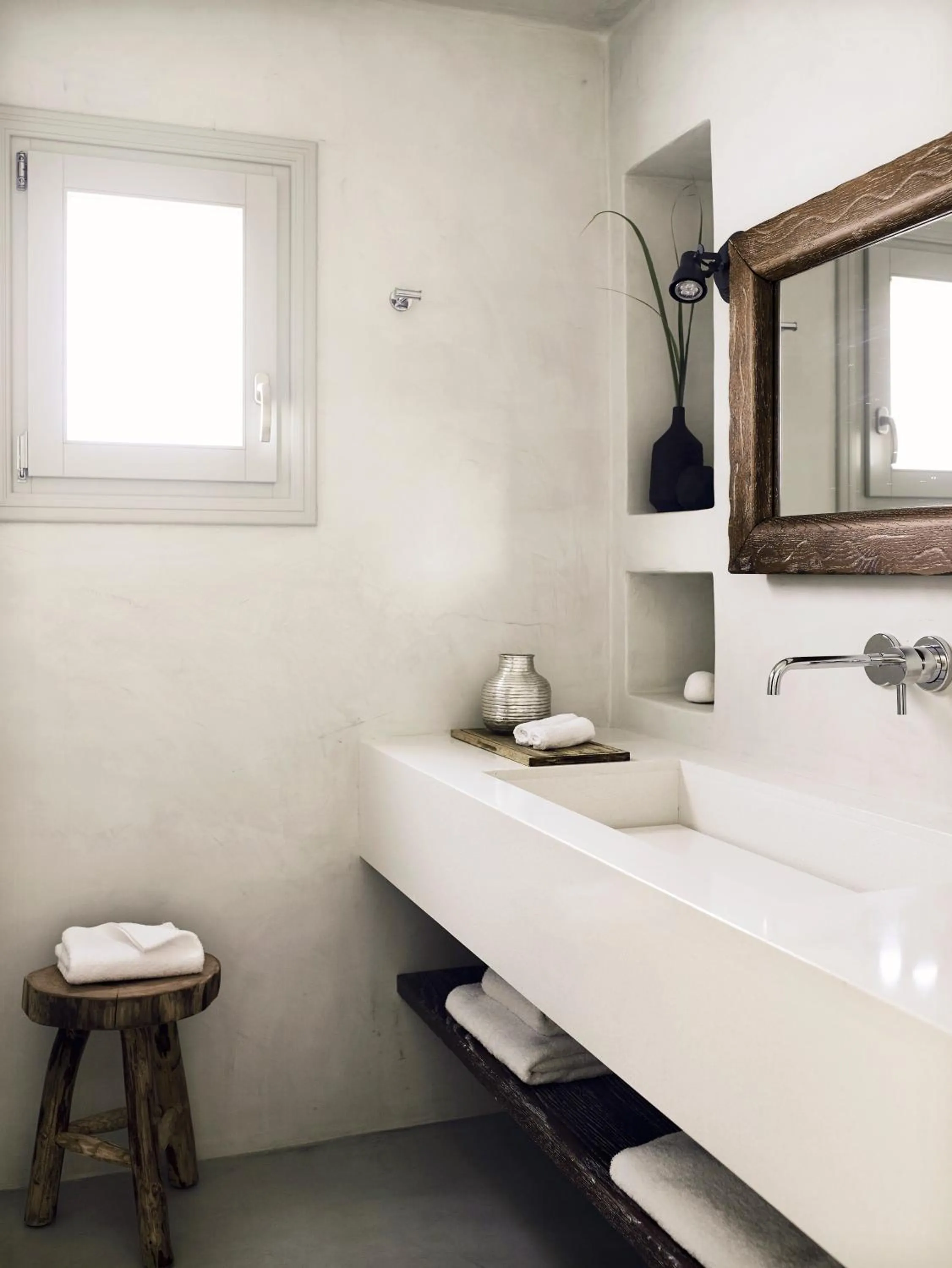Bathroom in Santo Pure Oia Suites & Villas