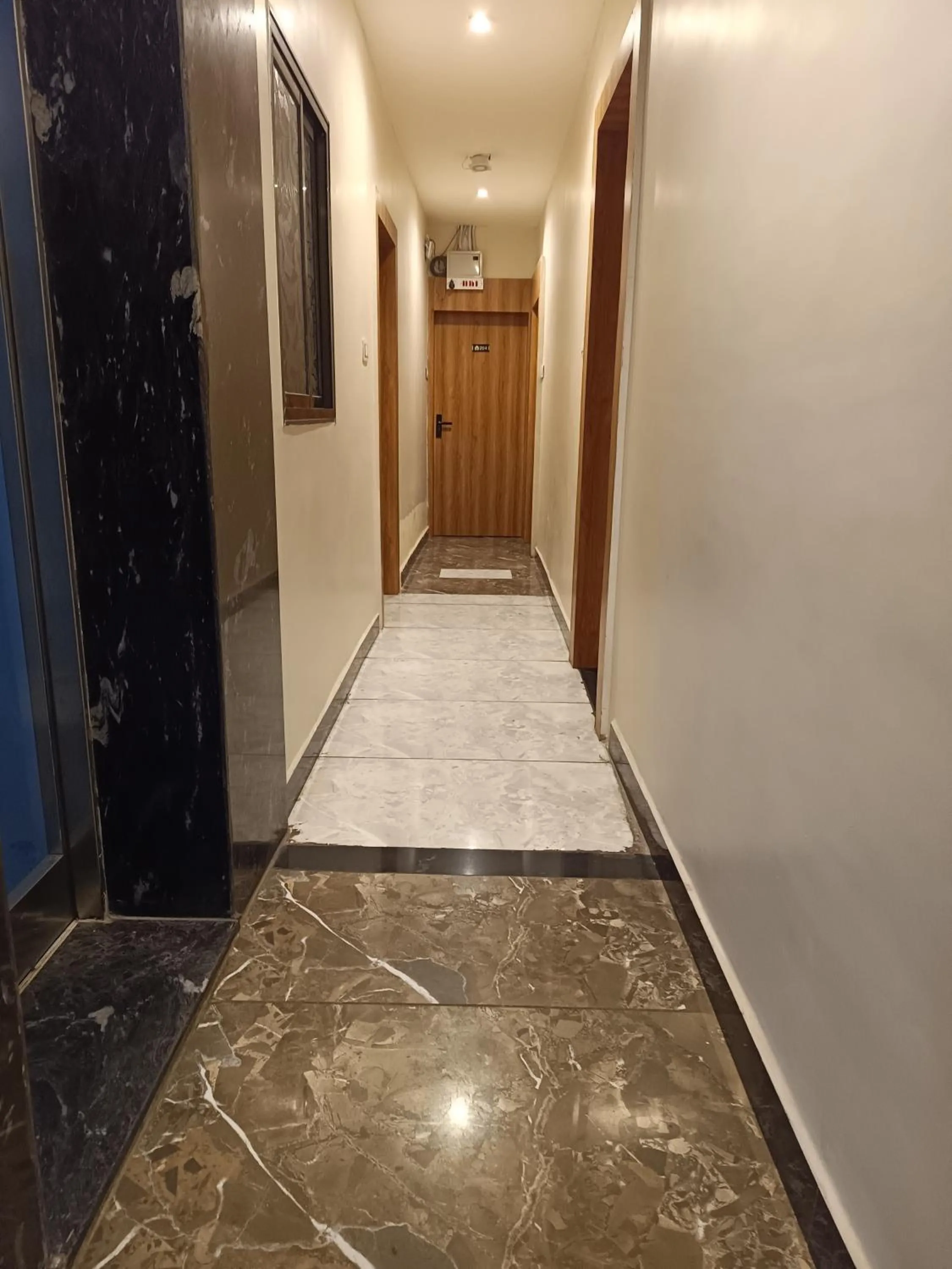 ShyamRaj Hotel