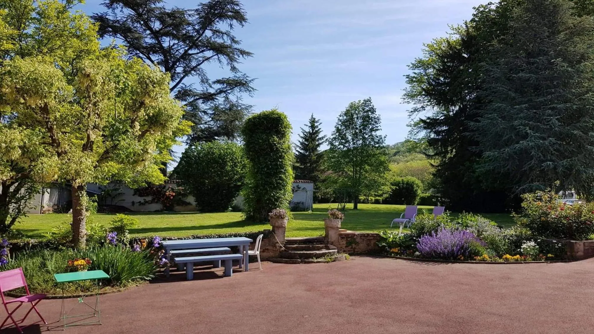 Patio in Le Relais Des Dames