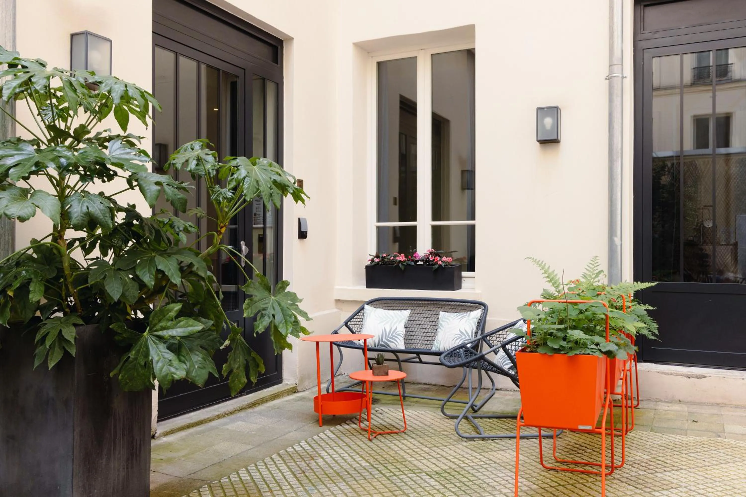 Patio in Hôtel Mayflower Opera