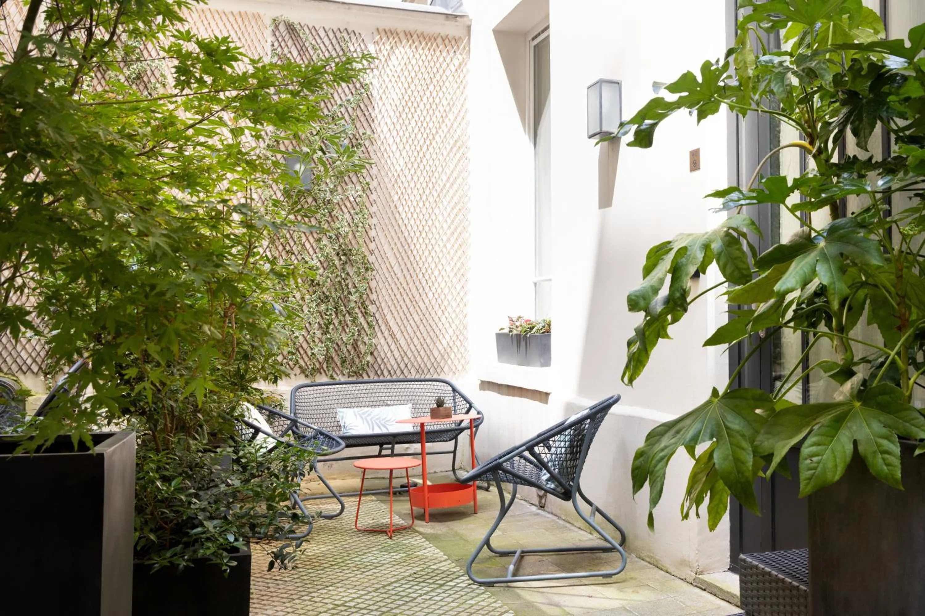 Patio in Hôtel Mayflower Opera